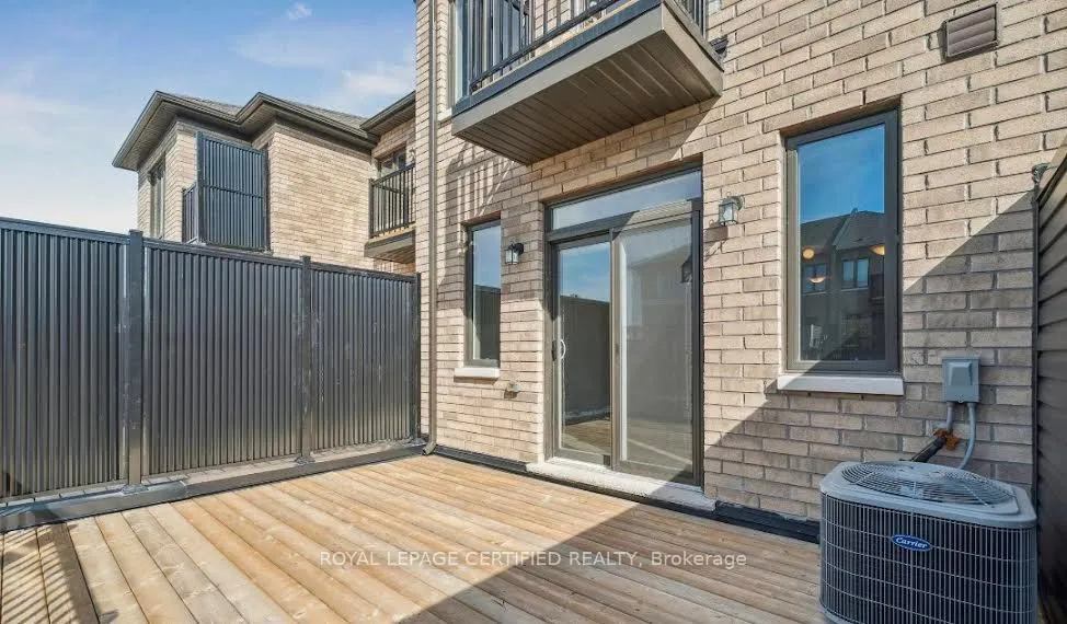 Photo 2 of 36 Cherry Hill Lane, Barrie, Painswick South — HOMEH