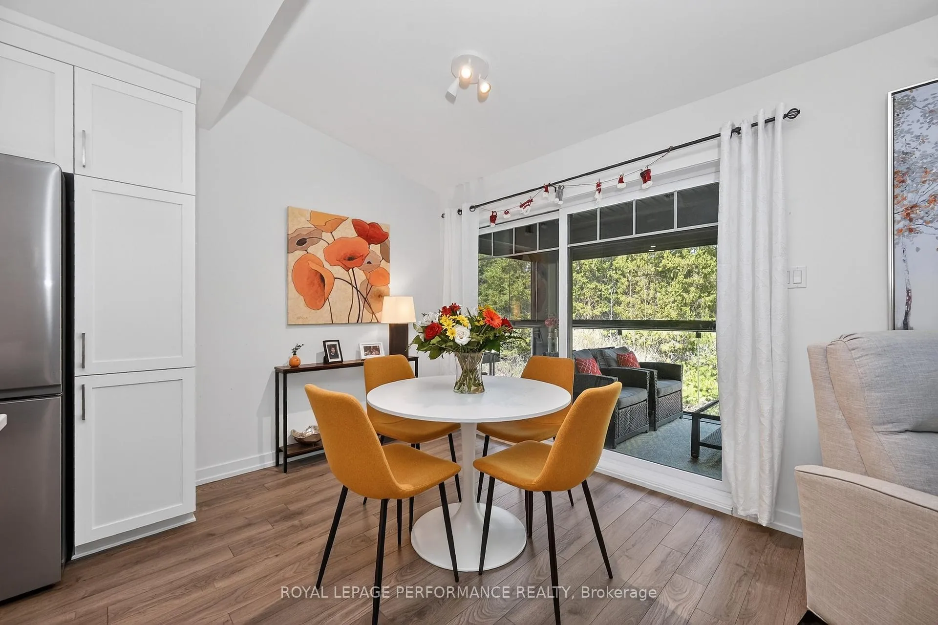 Photo 11 of Unit 202, 83 St Moritz Trail, Embrun — HOMEH