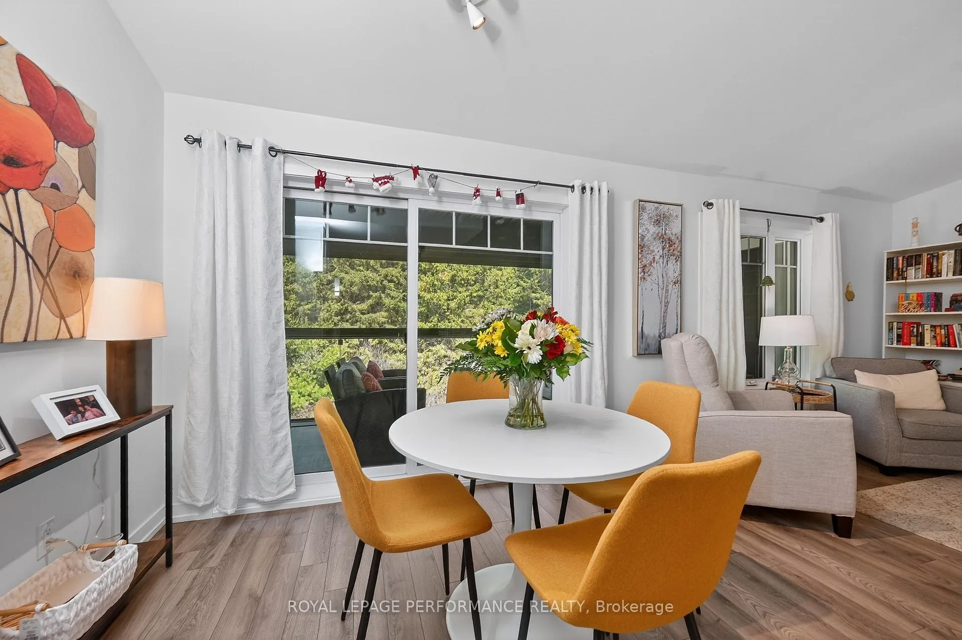 Photo 12 of Unit 202, 83 St Moritz Trail, Embrun — HOMEH