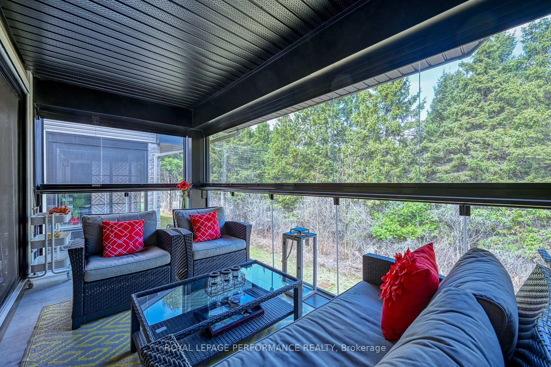 Photo 23 of Unit 202, 83 St Moritz Trail, Embrun — HOMEH