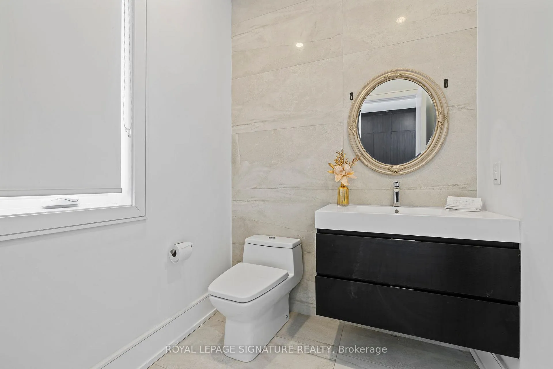 Photo 14 of 290 North Shore Boulevard E, Burlington, LaSalle — HOMEH