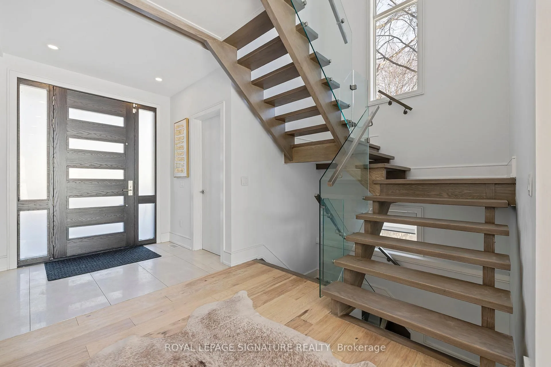 Photo 15 of 290 North Shore Boulevard E, Burlington, LaSalle — HOMEH