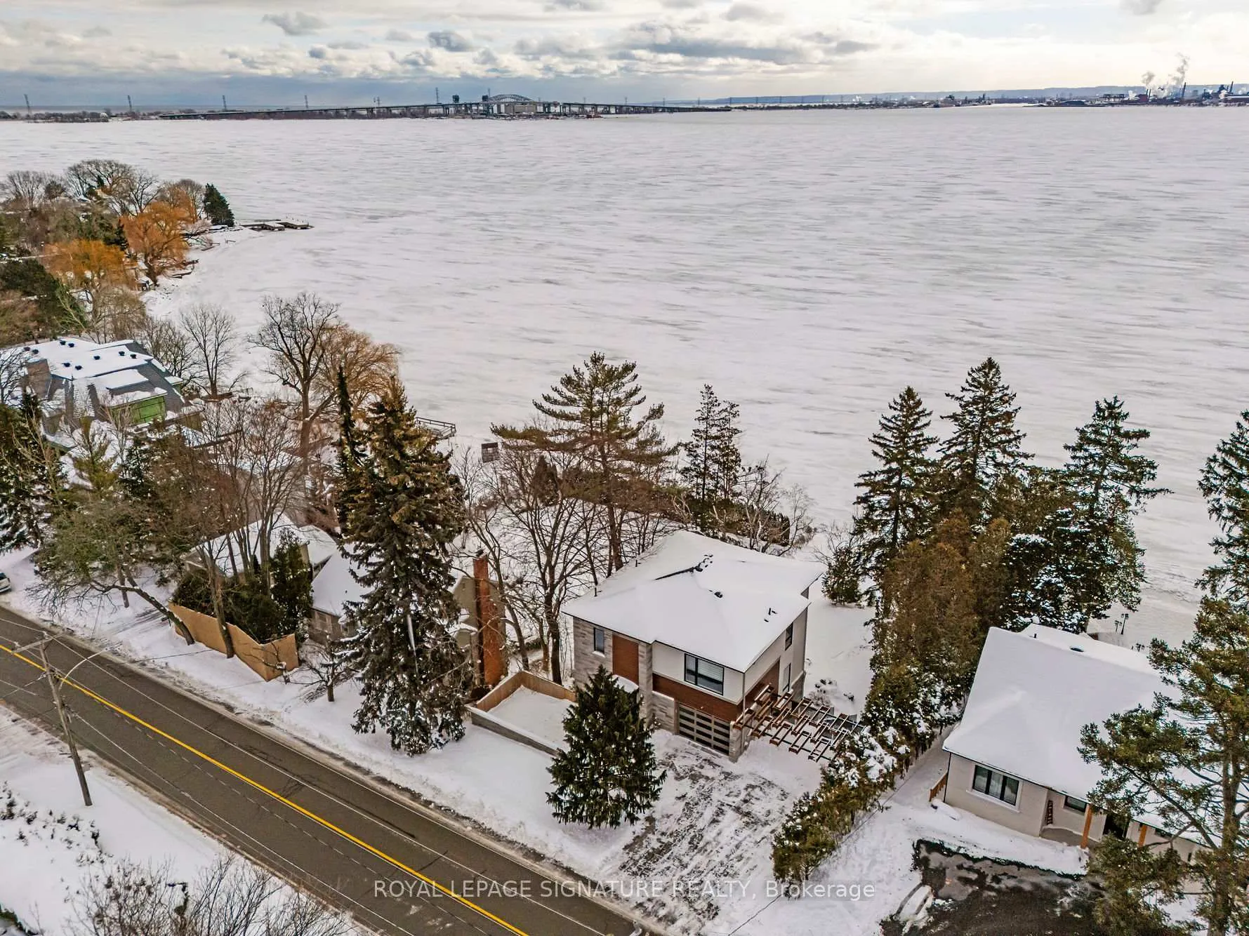 Photo 37 of 290 North Shore Boulevard E, Burlington, LaSalle — HOMEH