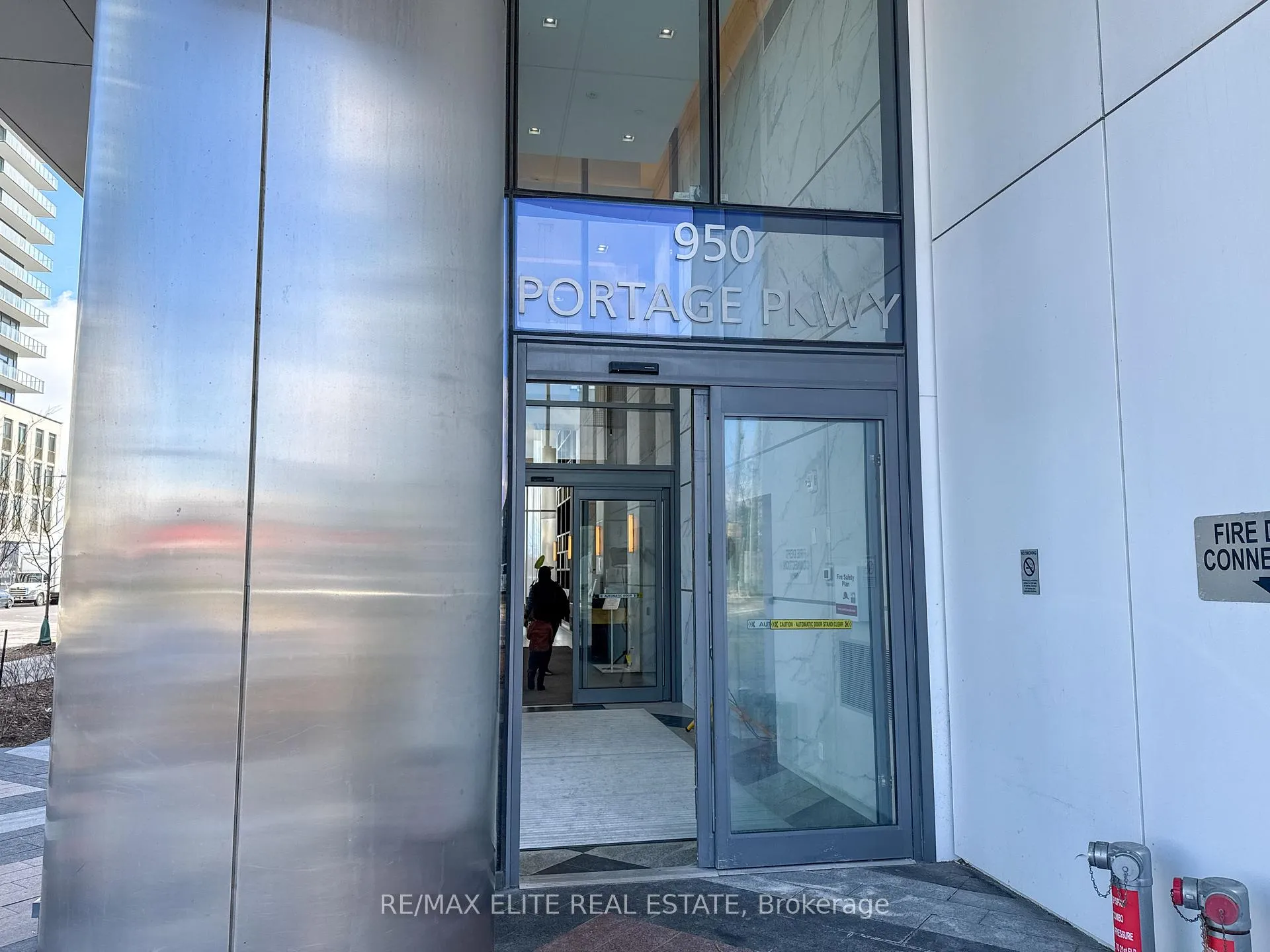 Photo 4 of Unit 4311, 950 Portage Parkway, Vaughan, Vaughan Corporate Centre — HOMEH