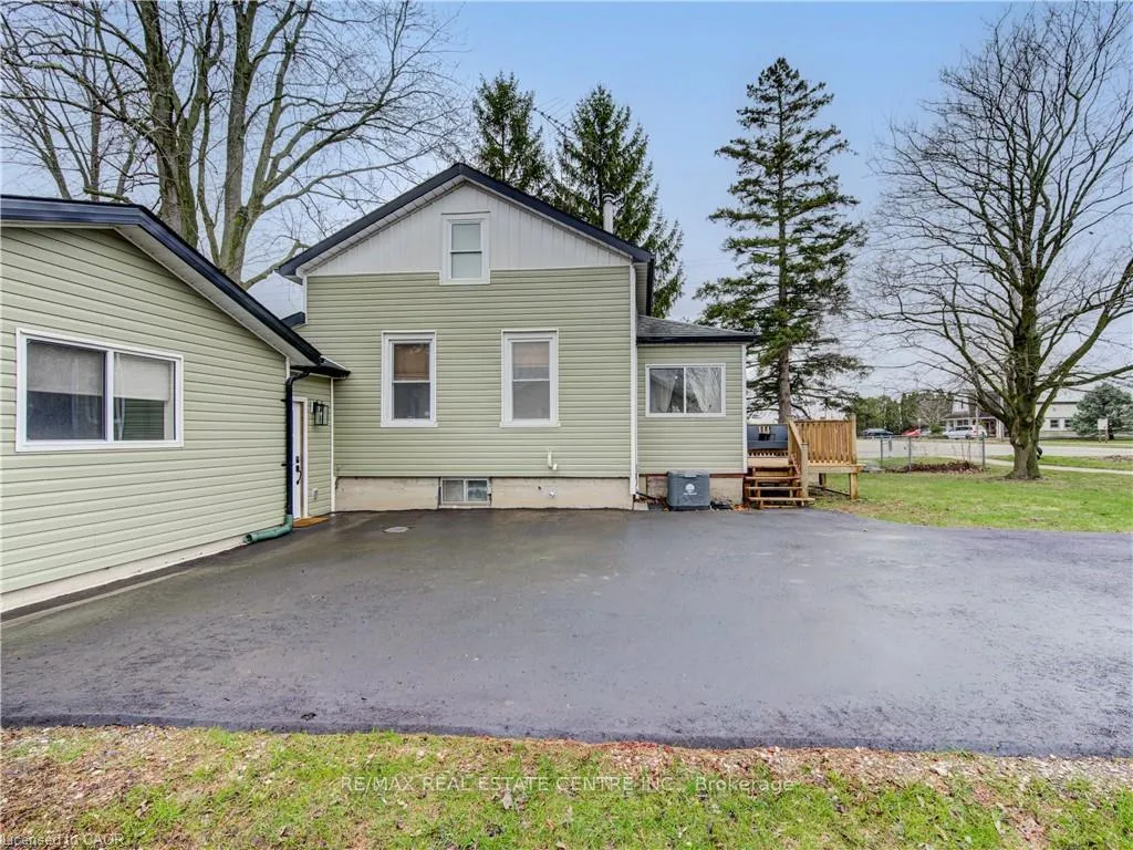 Photo 4 of 3593 Concession Drive, Southwest Middlesex, Glencoe — HOMEH
