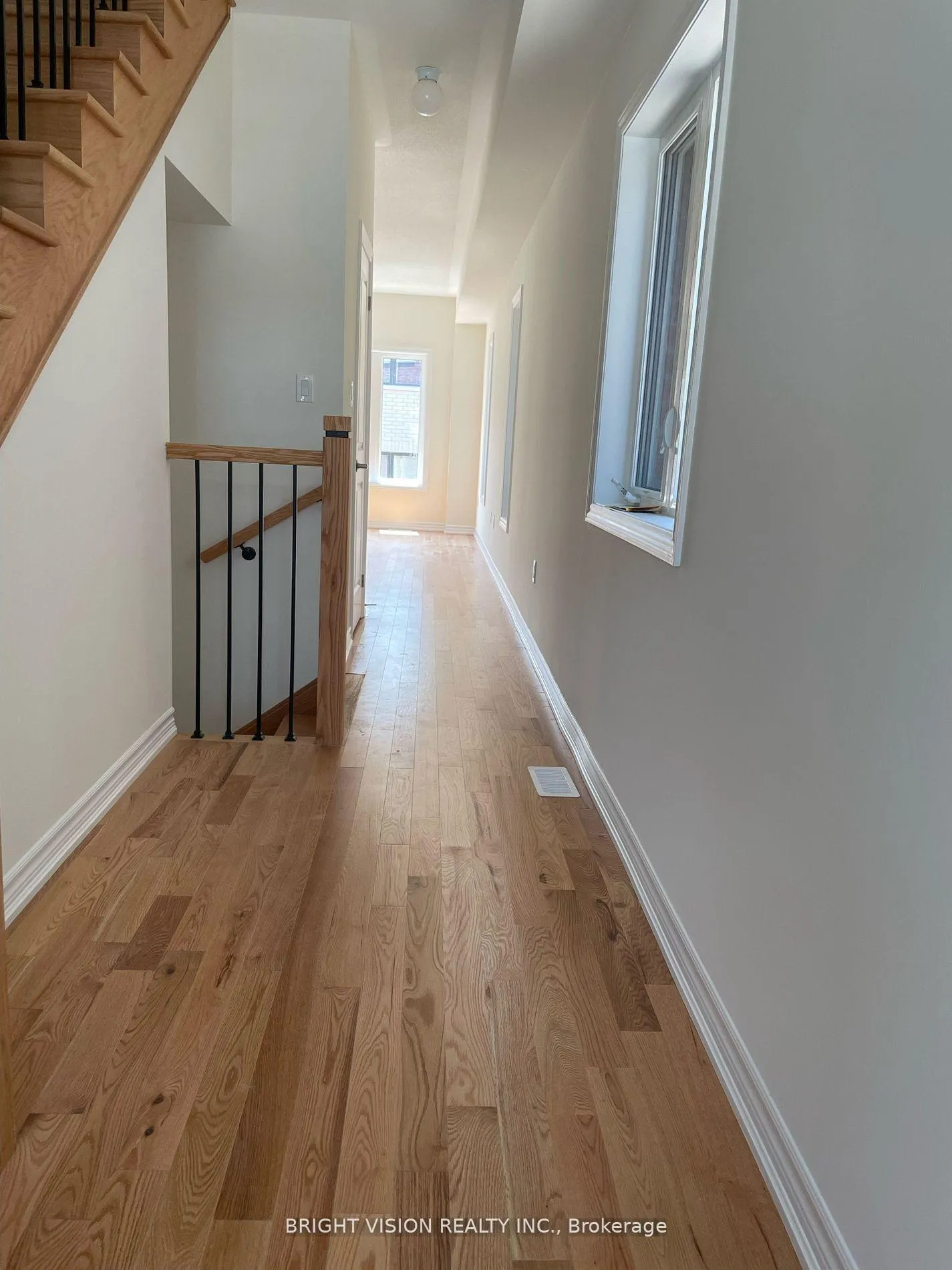 Photo 3 of 1151 Azalea Avenue, Pickering, Rural Pickering — HOMEH