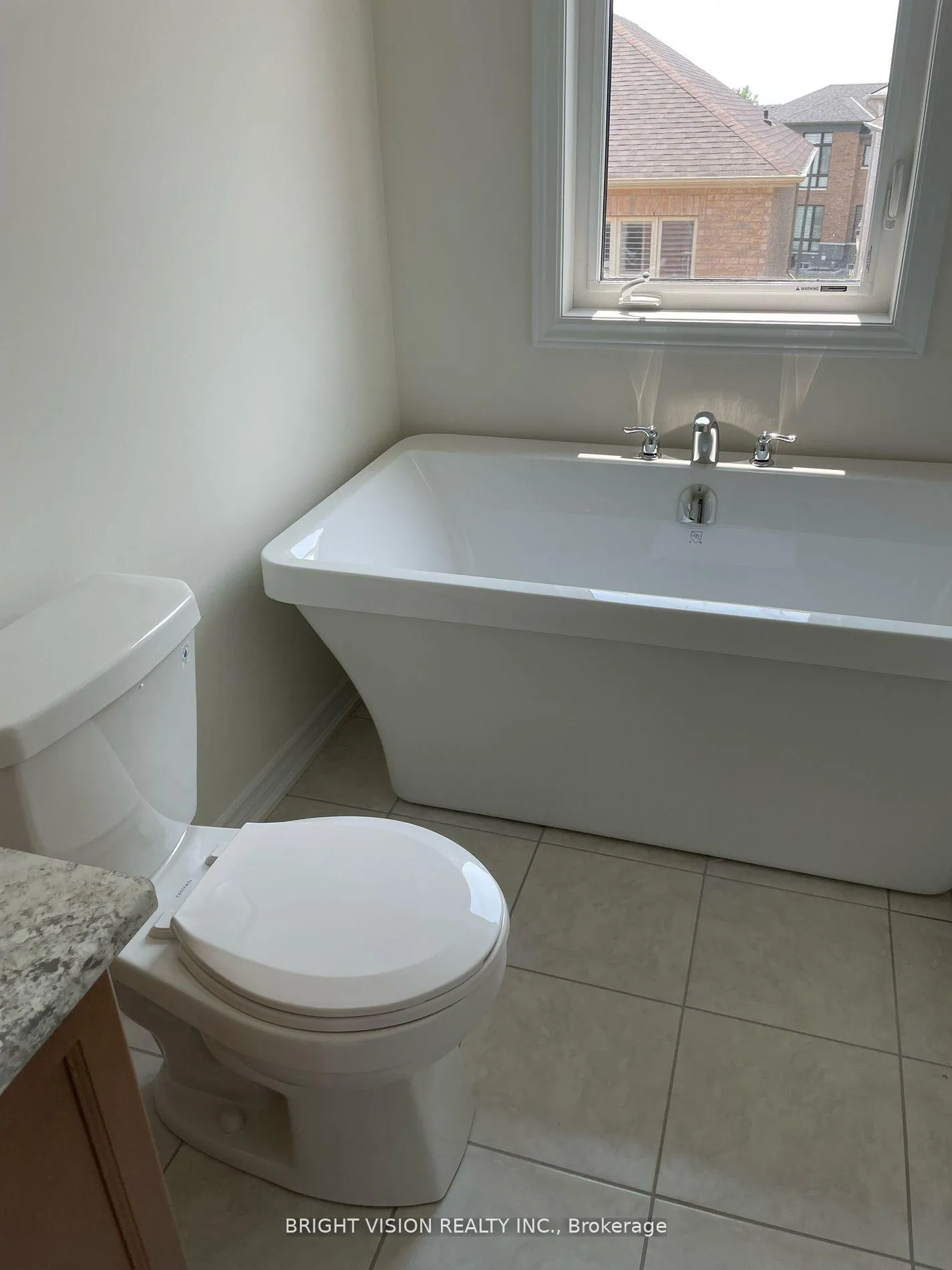 Photo 9 of 1151 Azalea Avenue, Pickering, Rural Pickering — HOMEH