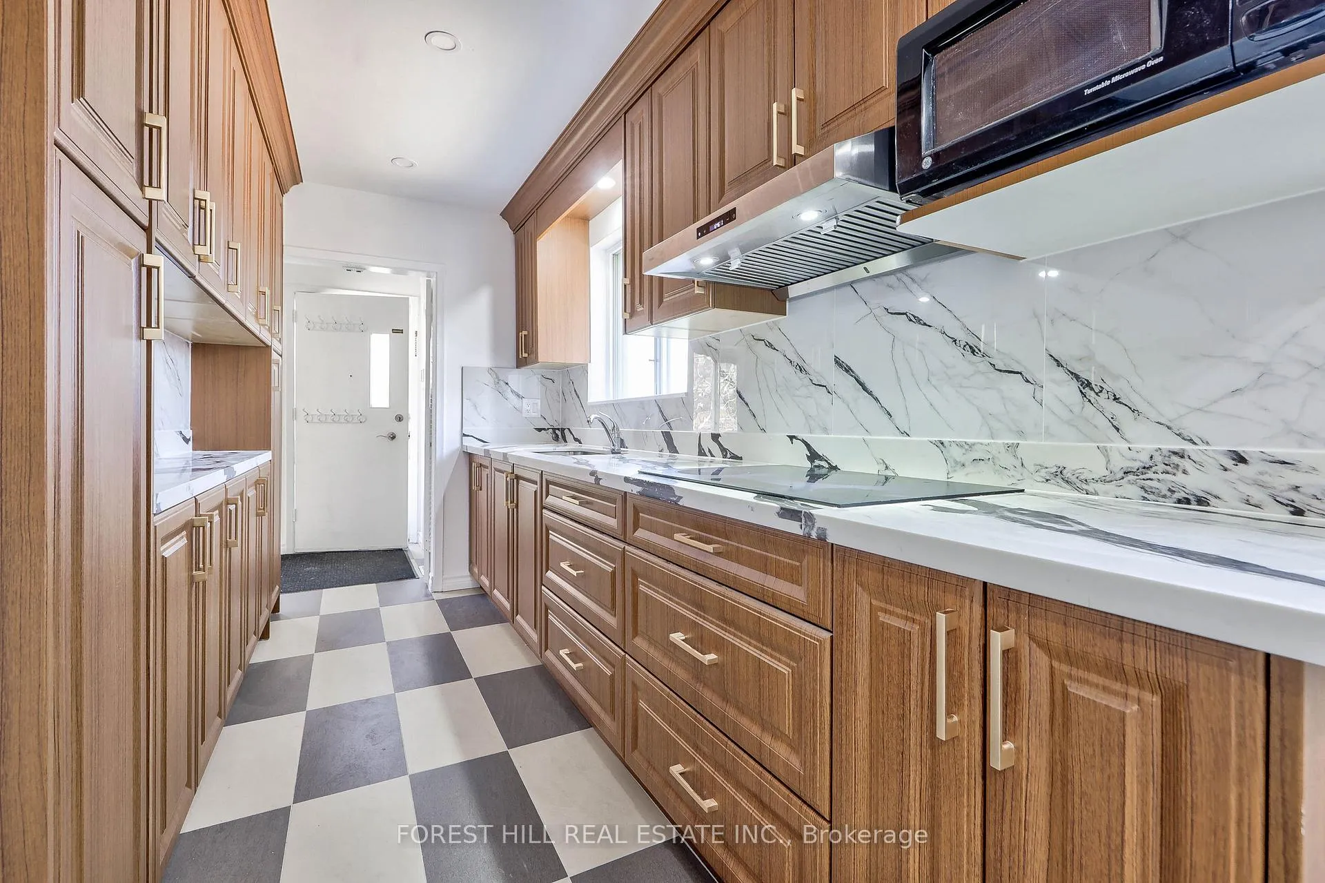 Photo 8 of 63 Hopperton Drive, North York, St. Andrew-Windfields — HOMEH