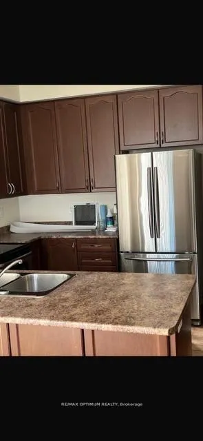 Photo 2 of 44 Seedland Crescent, Brampton, Sandringham-Wellington — HOMEH