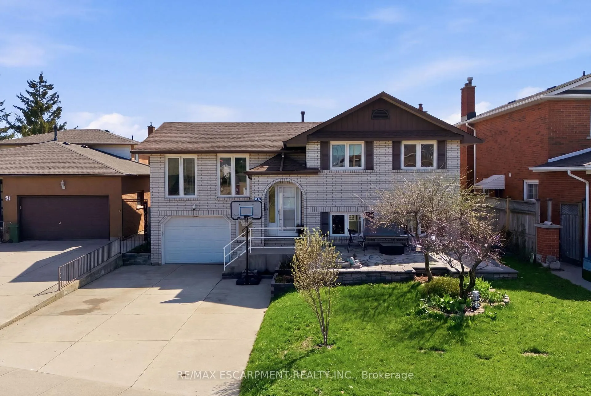 Photo 1 of 85 Summerlea Drive, Hamilton, Lisgar — HOMEH
