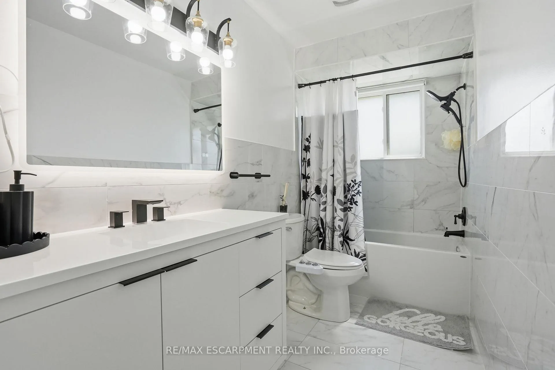 Photo 25 of 85 Summerlea Drive, Hamilton, Lisgar — HOMEH