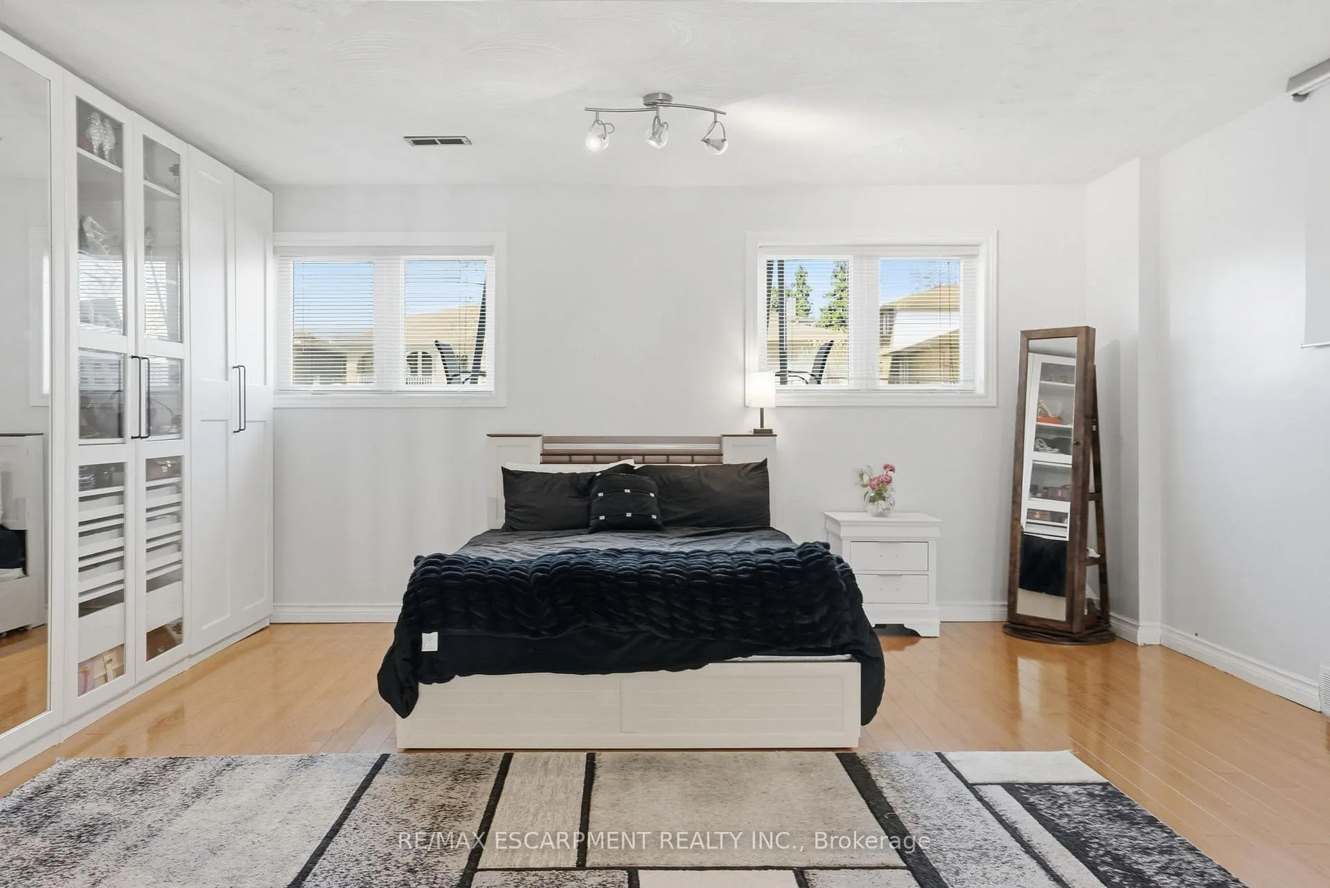 Photo 29 of 85 Summerlea Drive, Hamilton, Lisgar — HOMEH