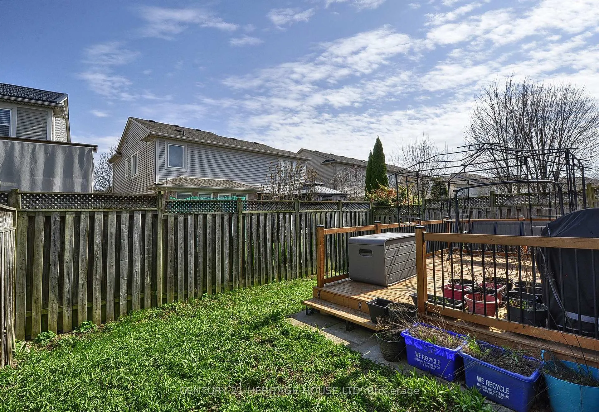 Photo 32 of 153 Coulthard Boulevard, Cambridge — HOMEH
