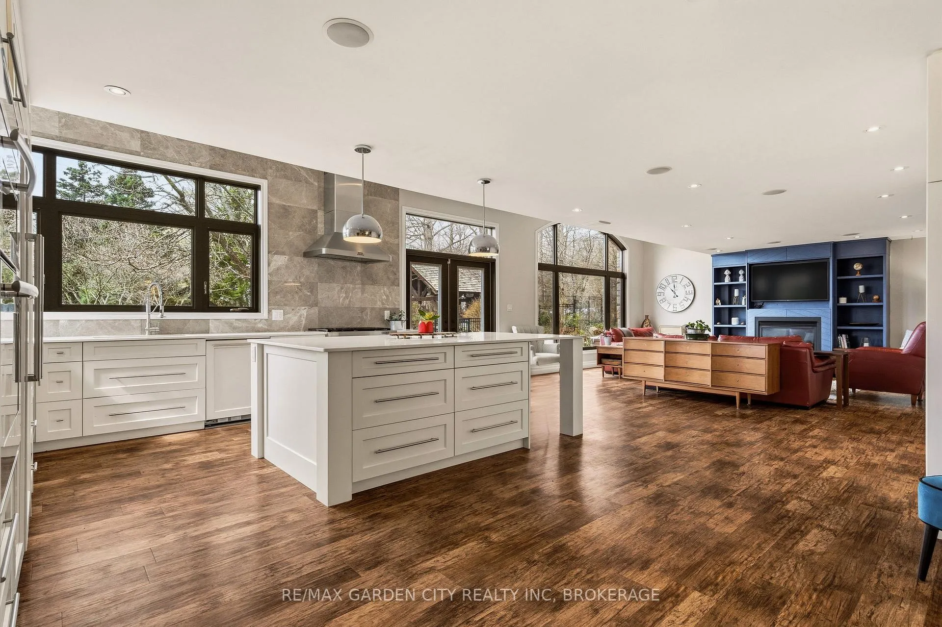 Photo 13 of 802 Sawmill Road, Hamilton, Ancaster — HOMEH