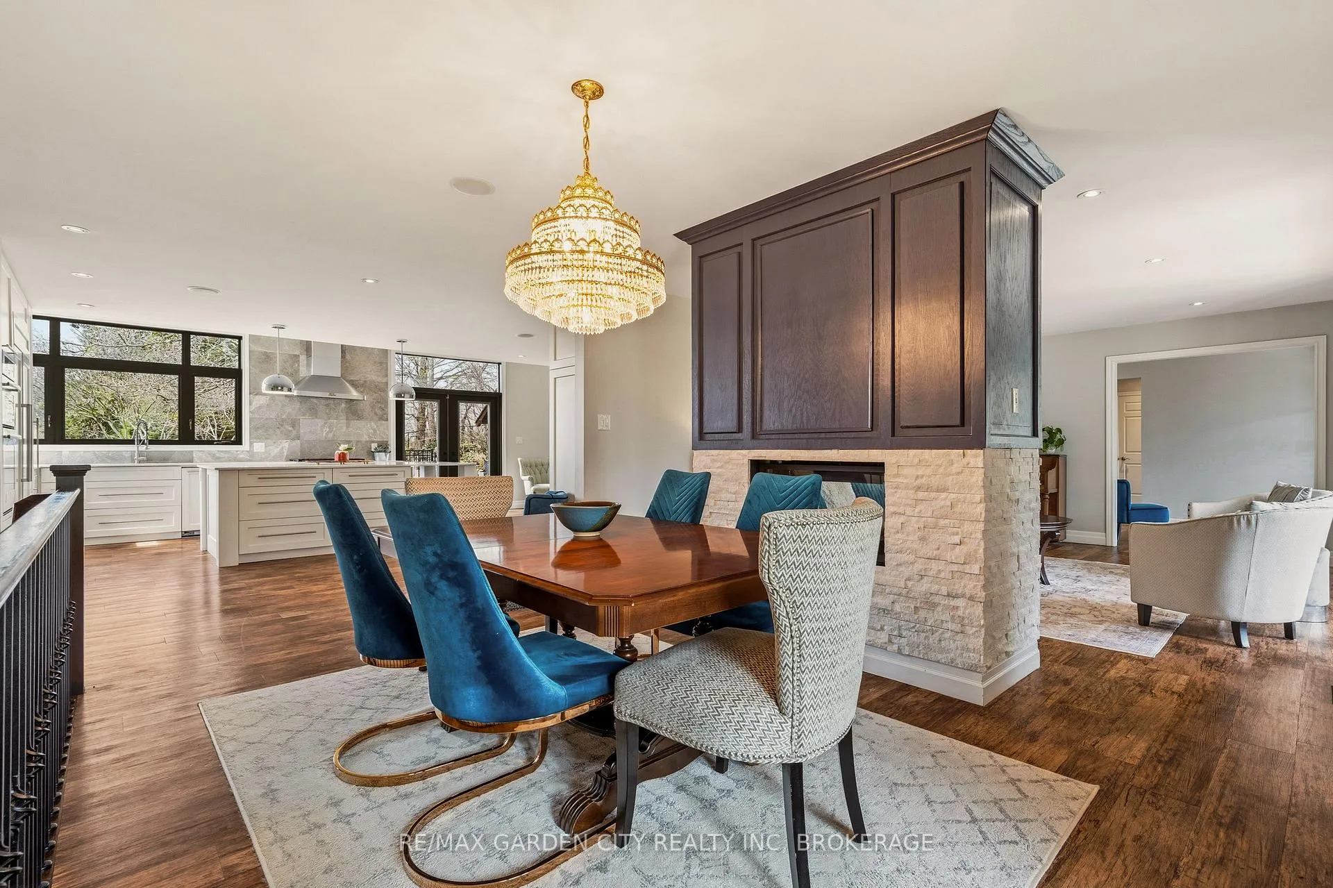 Photo 18 of 802 Sawmill Road, Hamilton, Ancaster — HOMEH