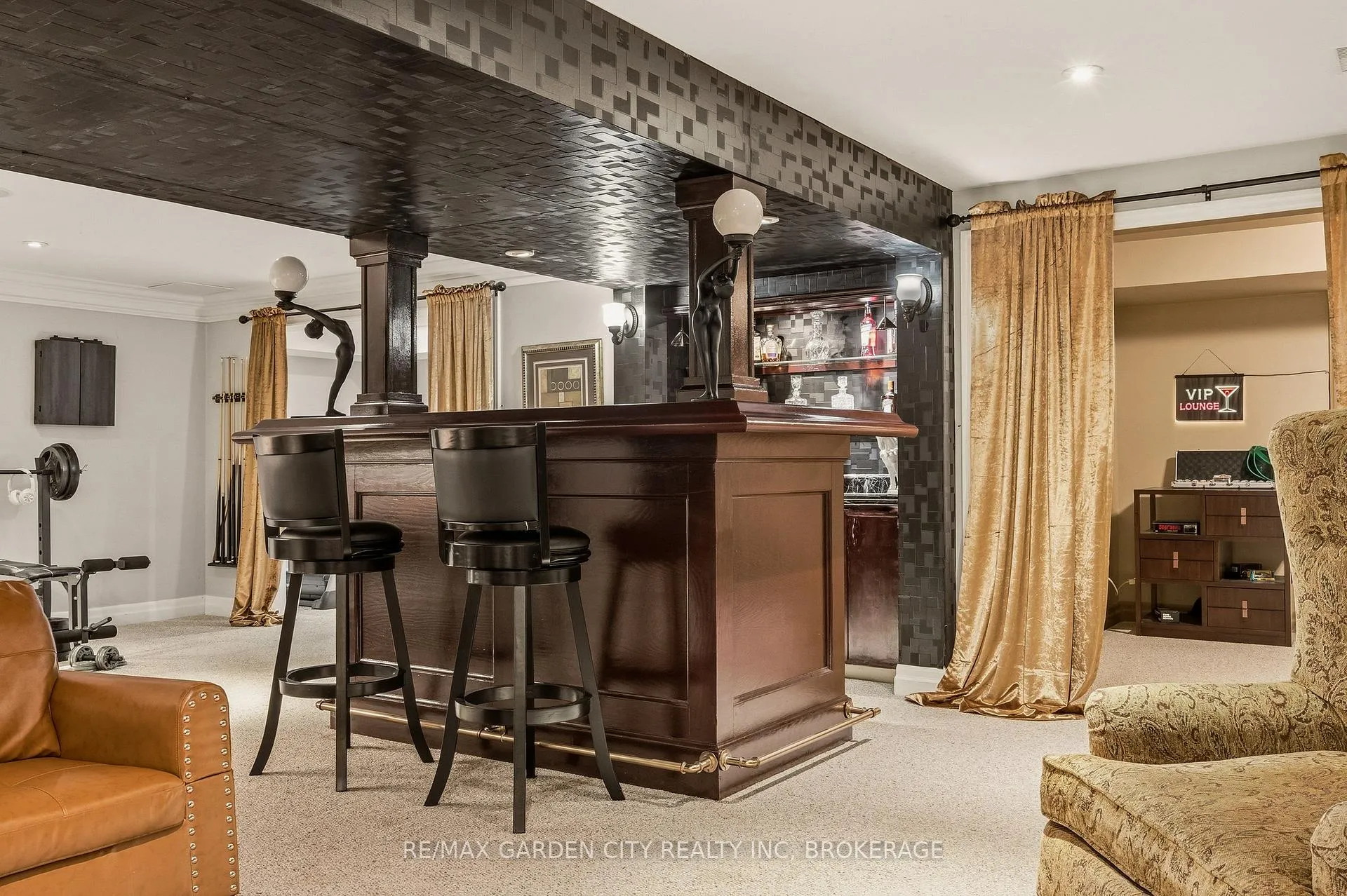 Photo 27 of 802 Sawmill Road, Hamilton, Ancaster — HOMEH