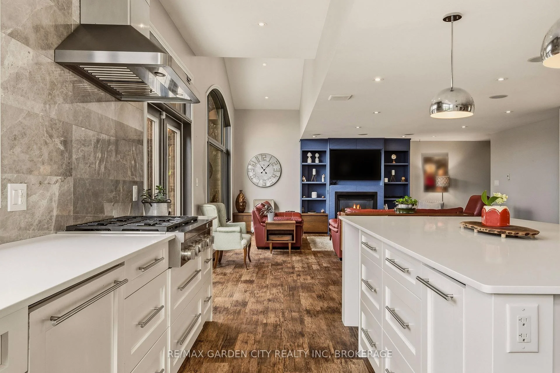 Photo 51 of 802 Sawmill Road, Hamilton, Ancaster — HOMEH