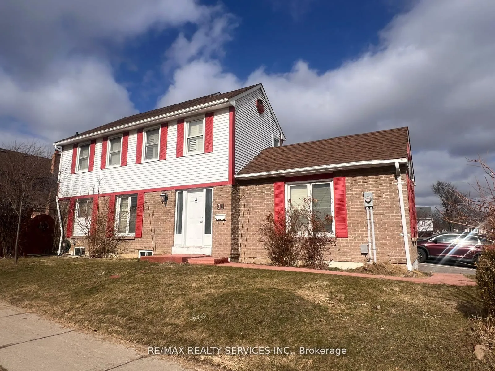 Photo 2 of 31 Junewood Crescent, Brampton, Northgate — HOMEH