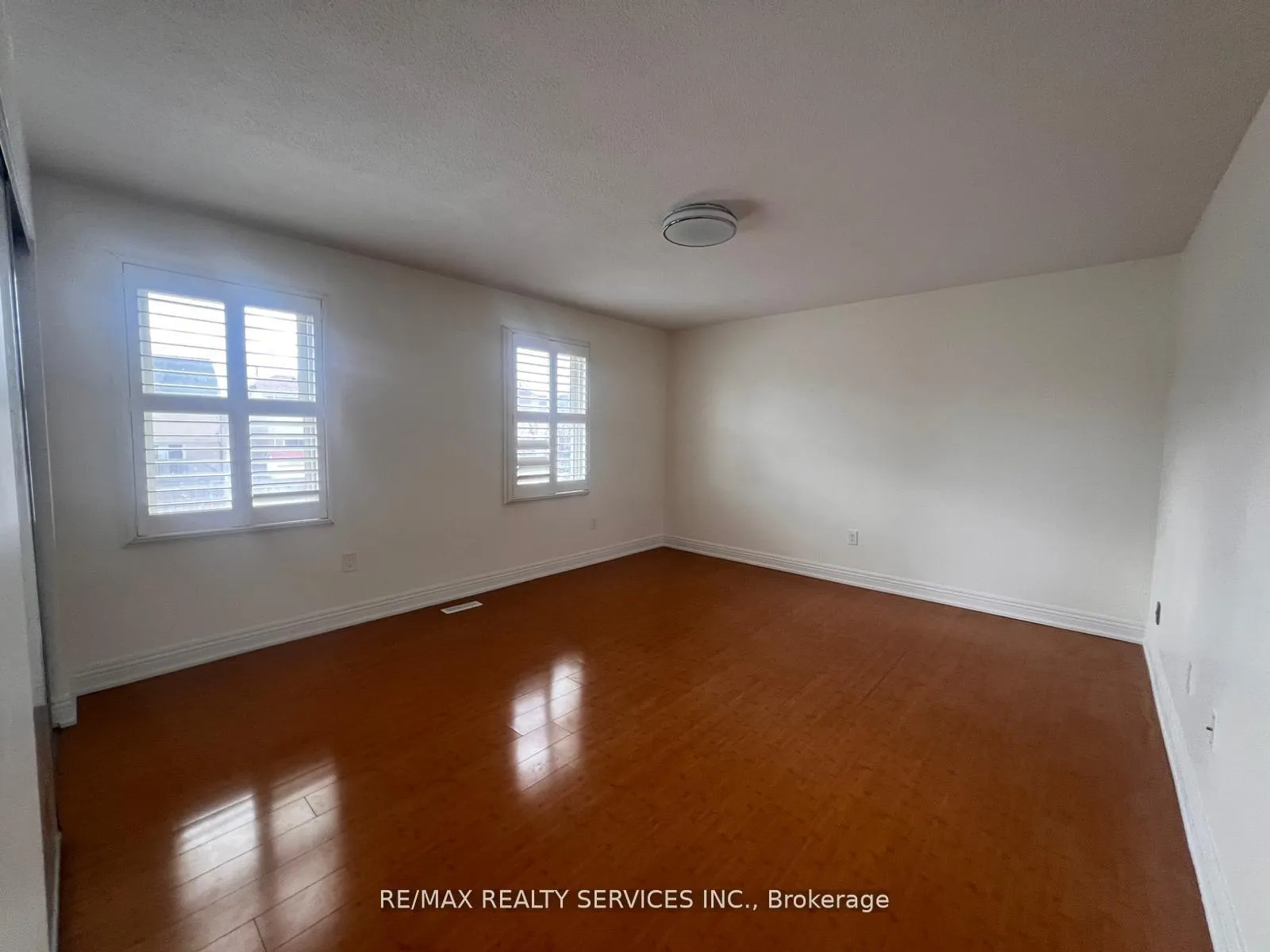 Photo 12 of 31 Junewood Crescent, Brampton, Northgate — HOMEH