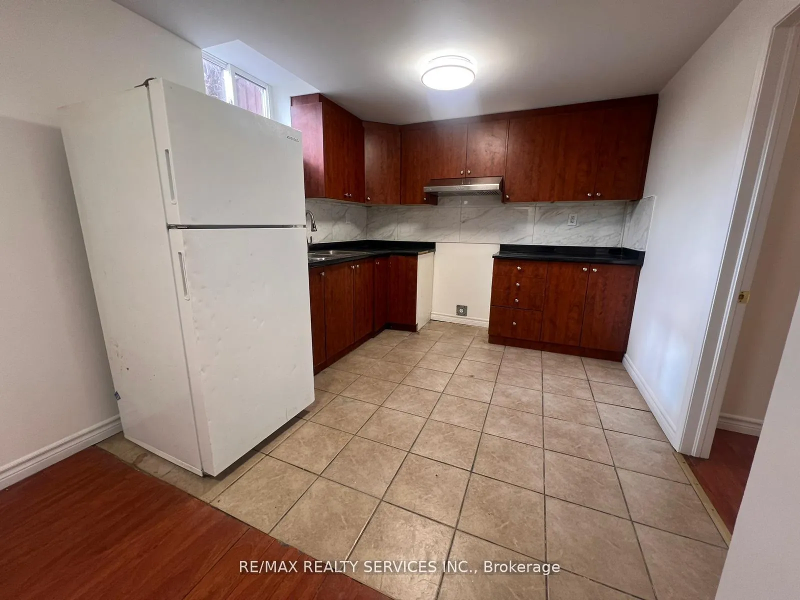 Photo 22 of 31 Junewood Crescent, Brampton, Northgate — HOMEH
