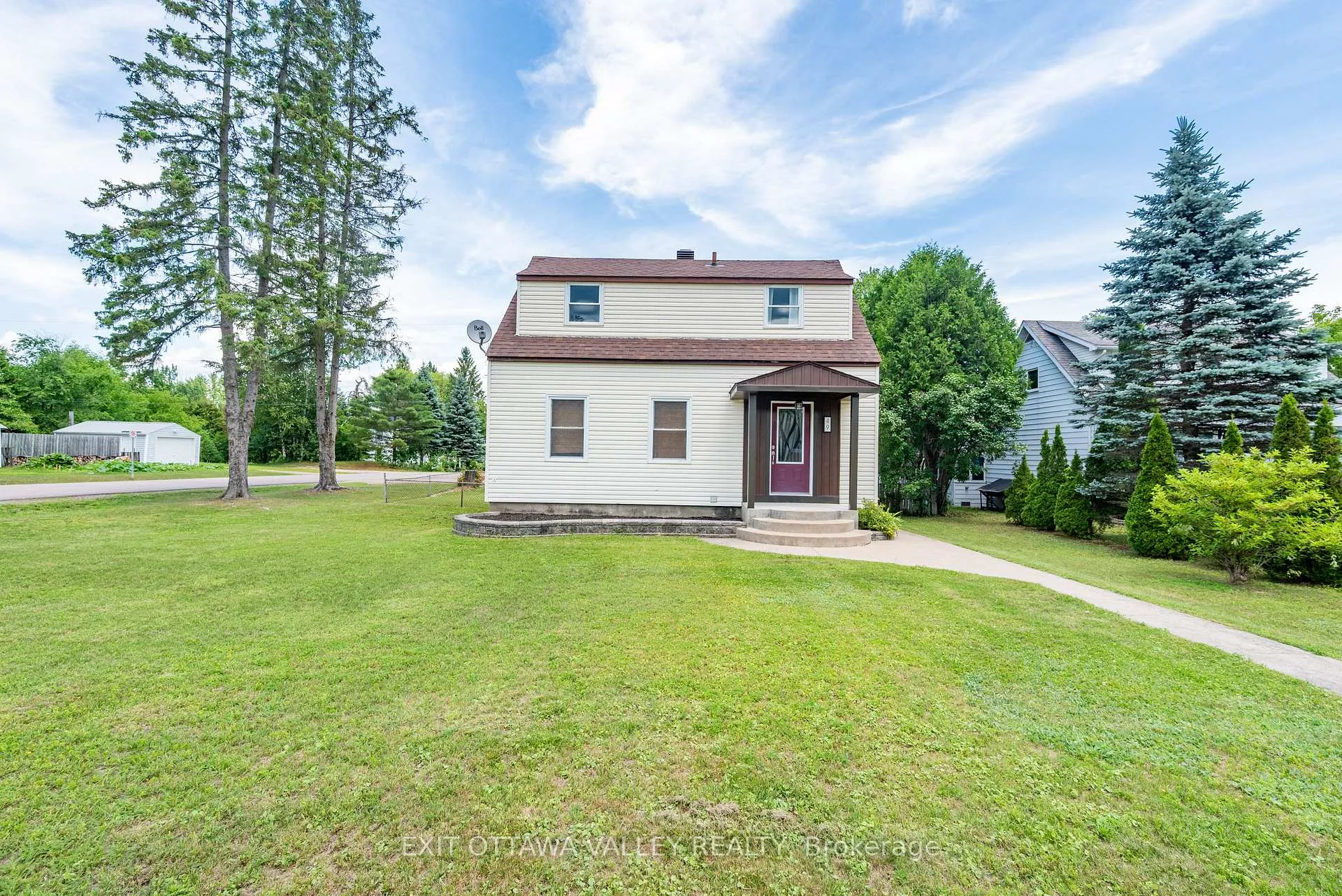 Photo 1 of 49 Glendale Avenue, Deep River — HOMEH