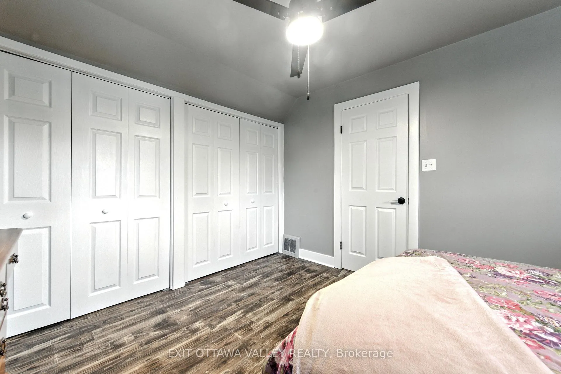Photo 23 of 49 Glendale Avenue, Deep River — HOMEH