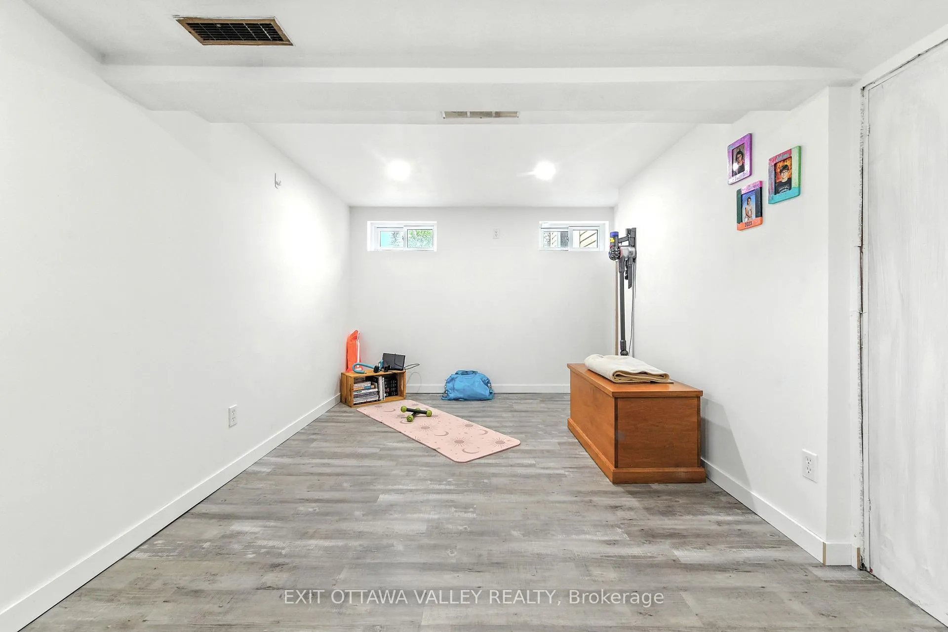 Photo 32 of 49 Glendale Avenue, Deep River — HOMEH