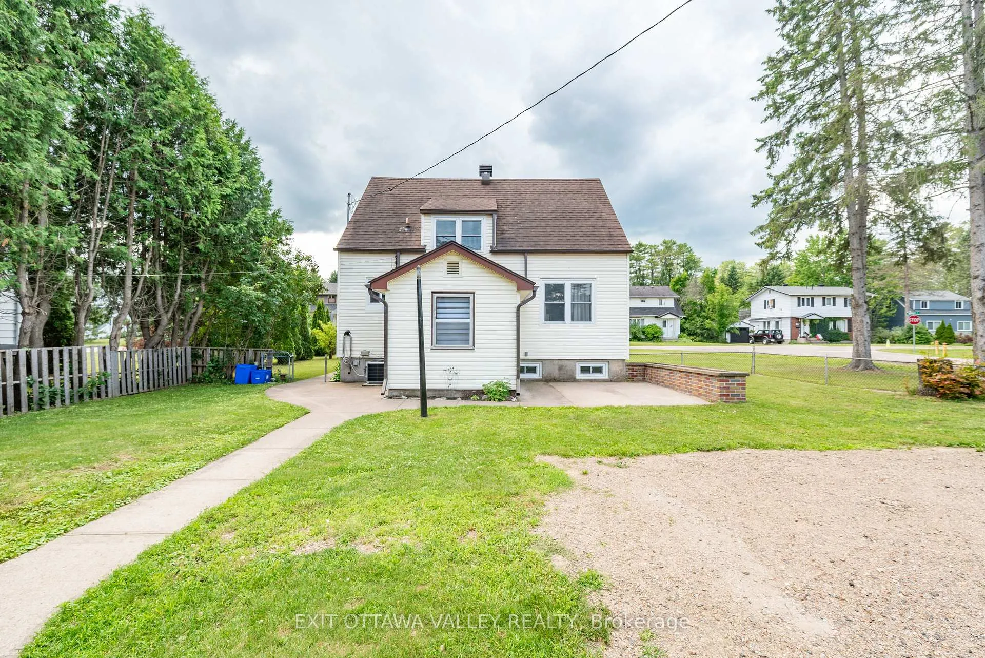 Photo 41 of 49 Glendale Avenue, Deep River — HOMEH