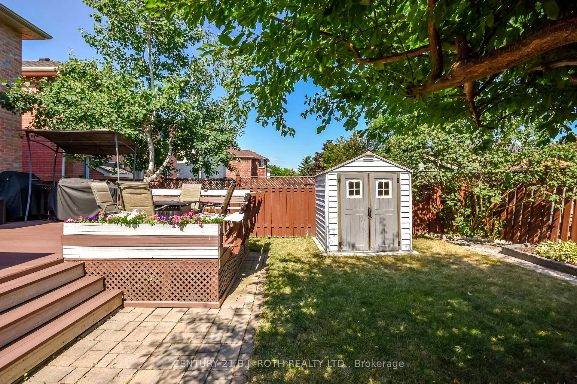 Photo 40 of 28 Shaina Court, Barrie, Painswick South — HOMEH
