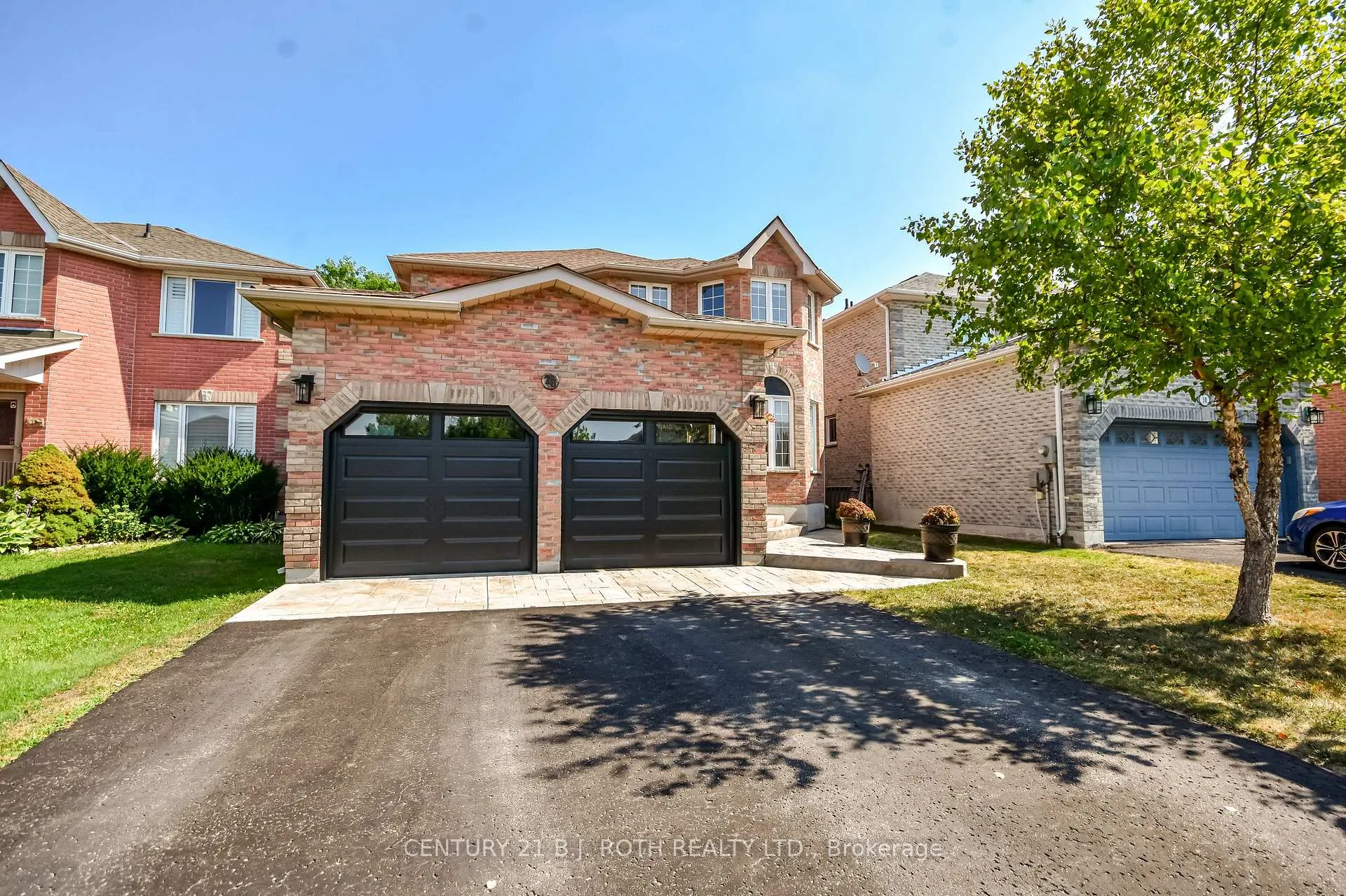 Photo 41 of 28 Shaina Court, Barrie, Painswick South — HOMEH