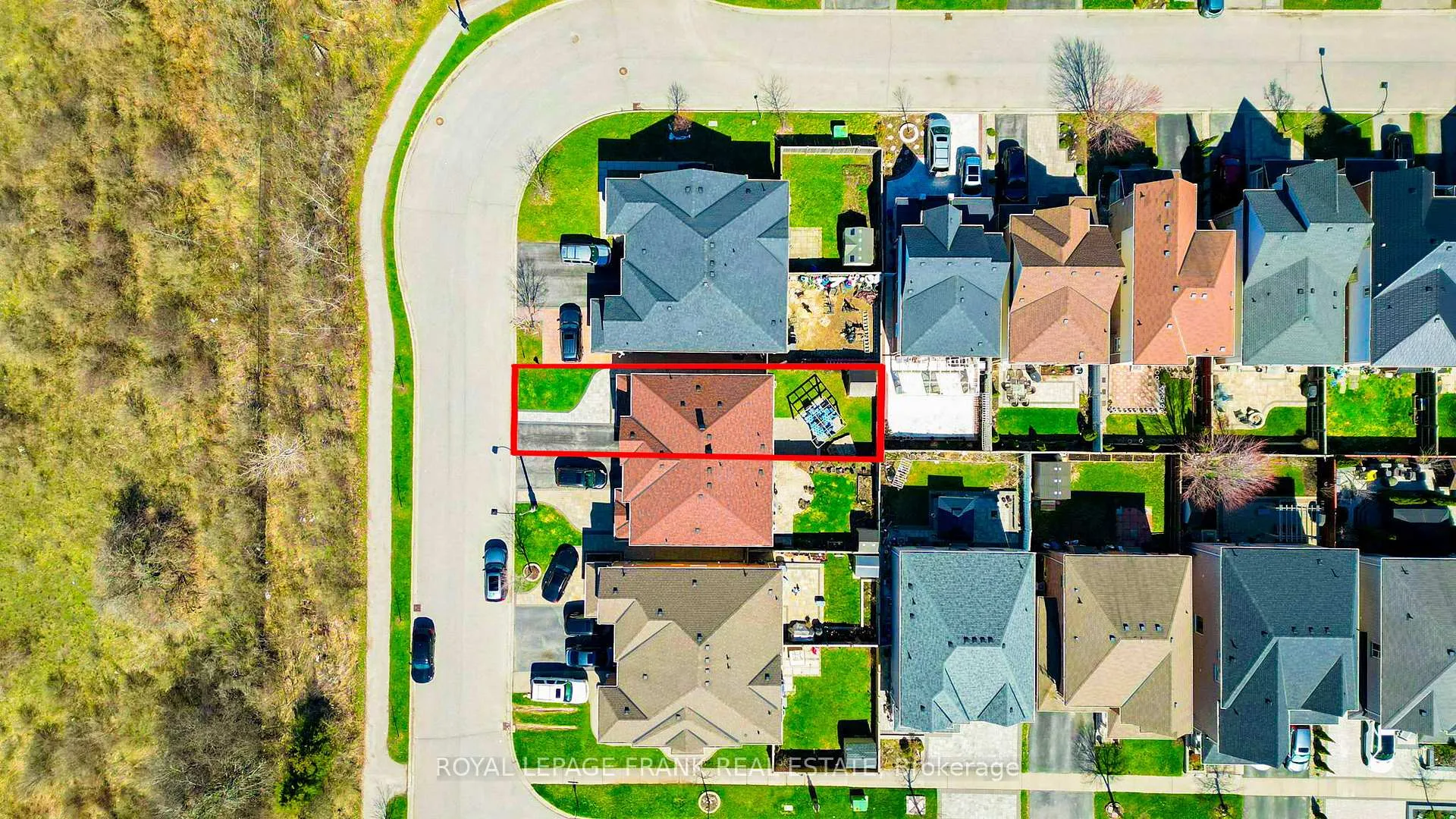 Photo 5 of 58 Decourcy-Ireland Circle, Ajax, Northeast Ajax — HOMEH