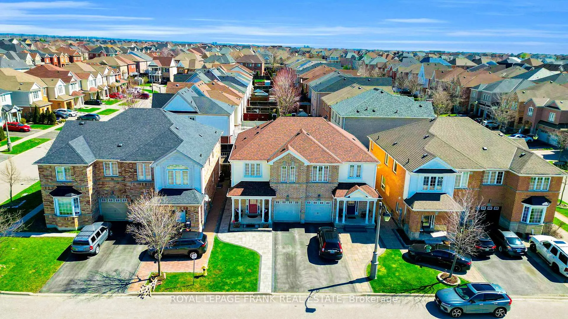 Photo 8 of 58 Decourcy-Ireland Circle, Ajax, Northeast Ajax — HOMEH