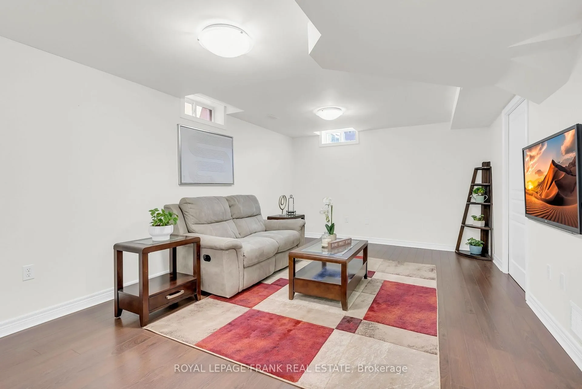 Photo 42 of 58 Decourcy-Ireland Circle, Ajax, Northeast Ajax — HOMEH