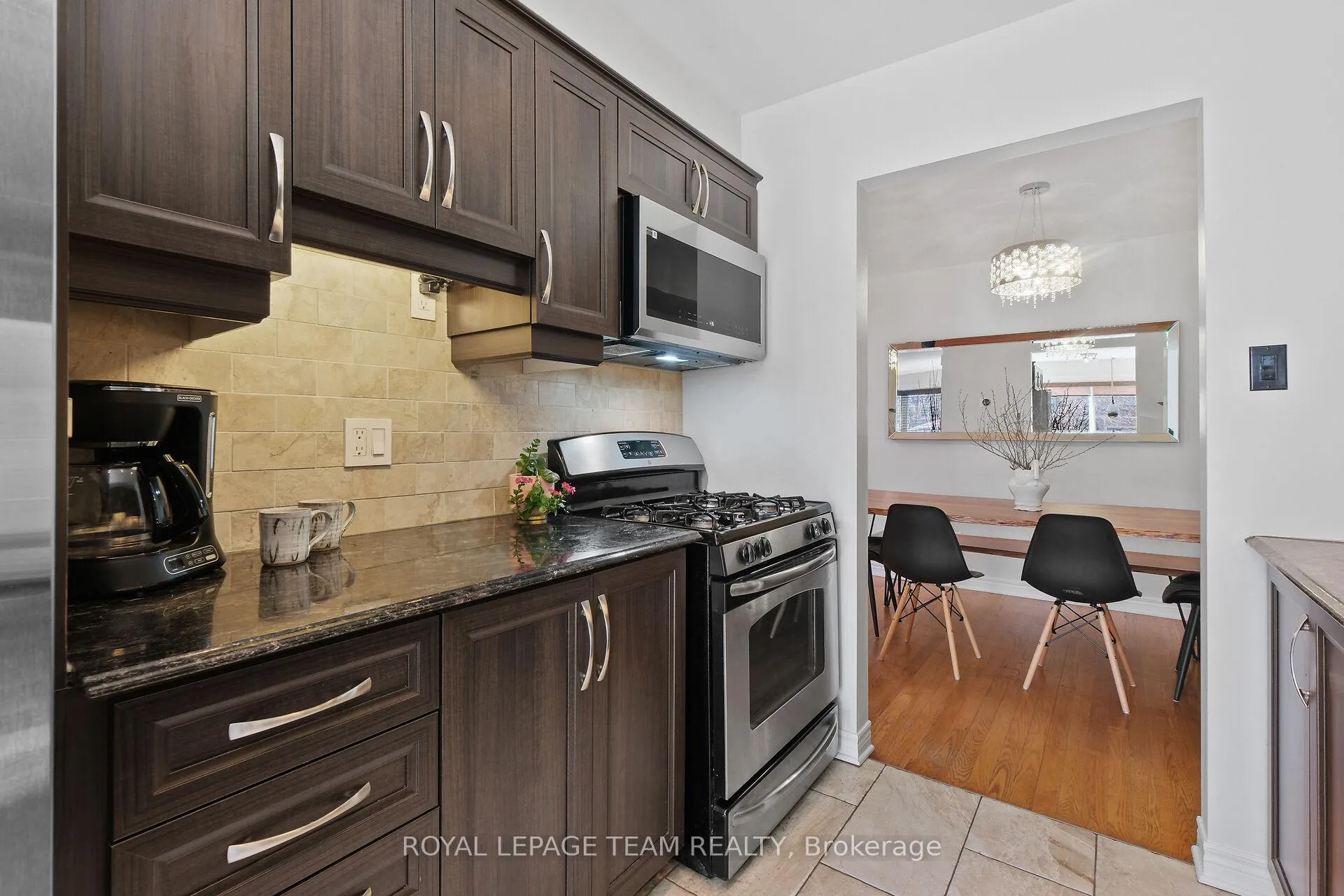 Photo 13 of 14 Sedona Street, Ottawa, Barrhaven - Longfields — HOMEH