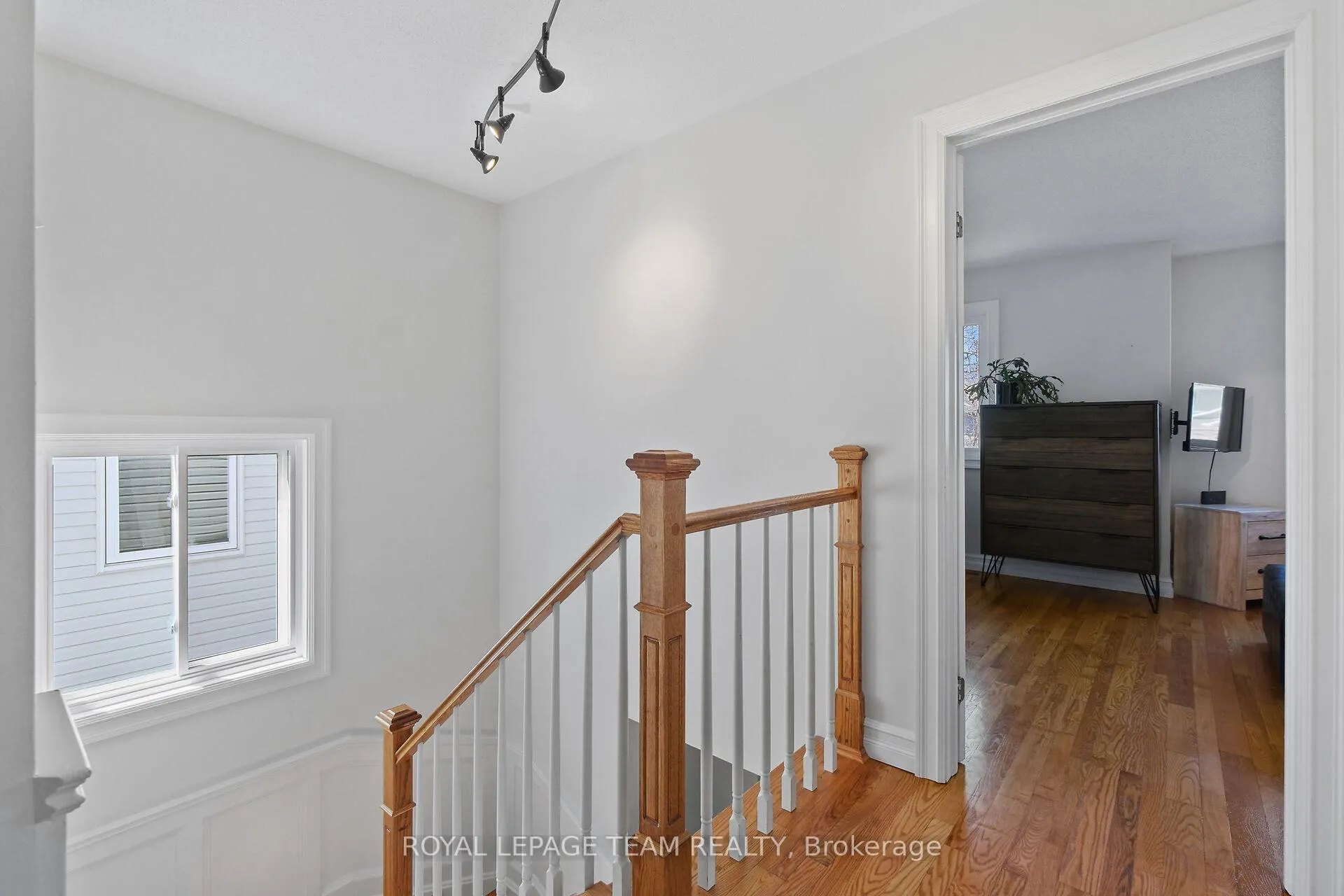 Photo 17 of 14 Sedona Street, Ottawa, Barrhaven - Longfields — HOMEH
