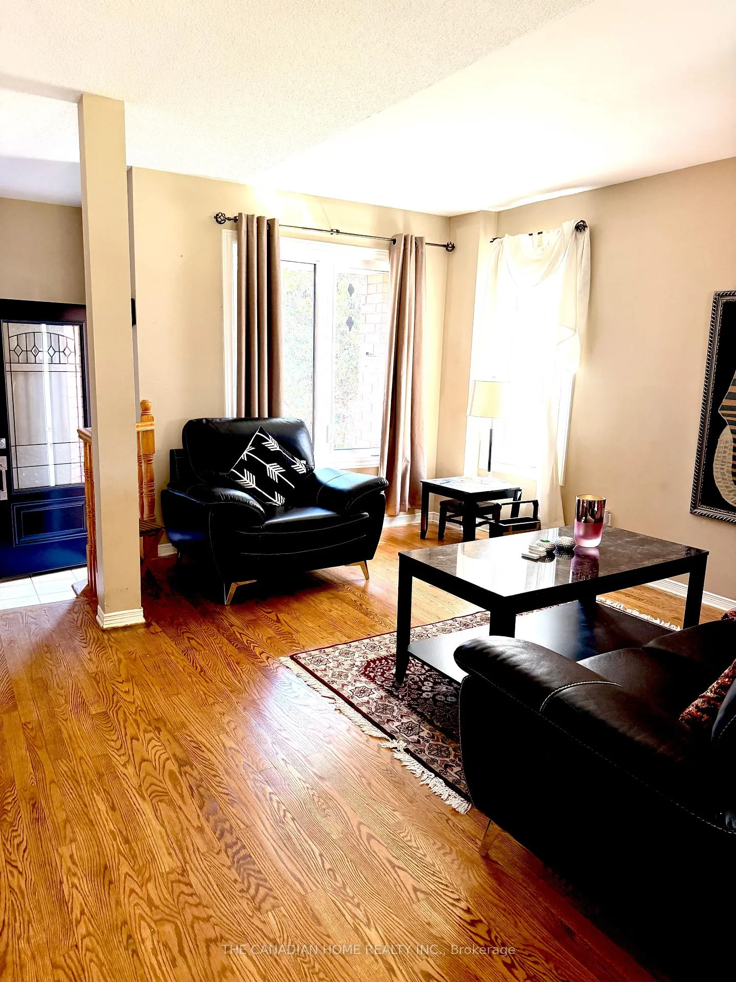 Photo 3 of 1435 Lynx Crescent, Ottawa, Fallingbrook/Pineridge — HOMEH