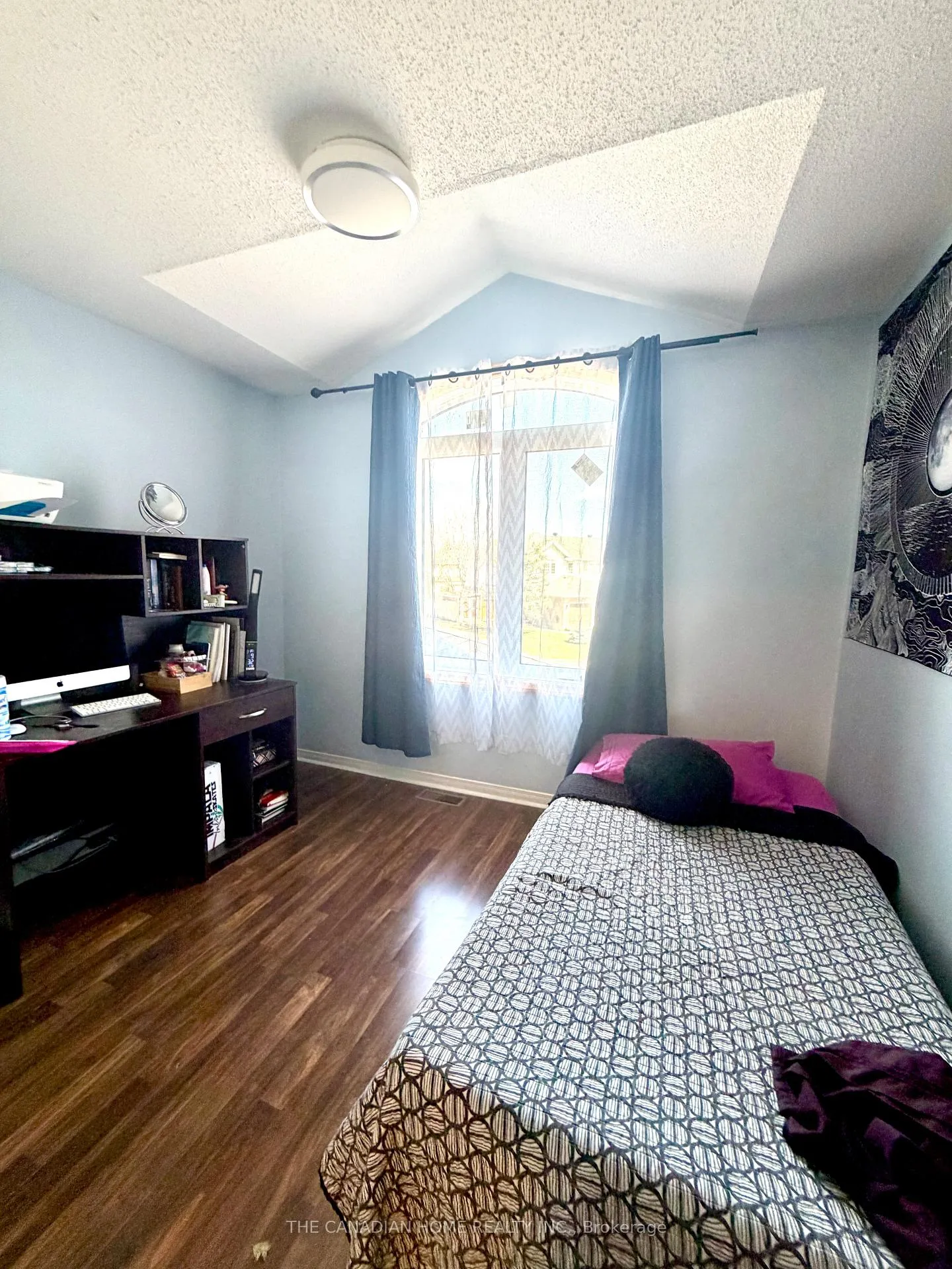 Photo 12 of 1435 Lynx Crescent, Ottawa, Fallingbrook/Pineridge — HOMEH