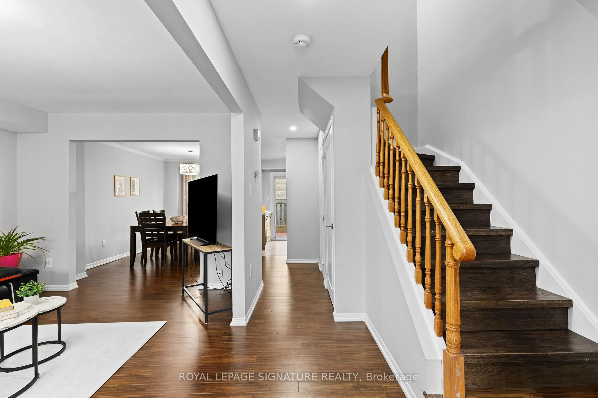 Photo 3 of Unit 93, 580 Eyer Drive, Pickering, West Shore — HOMEH