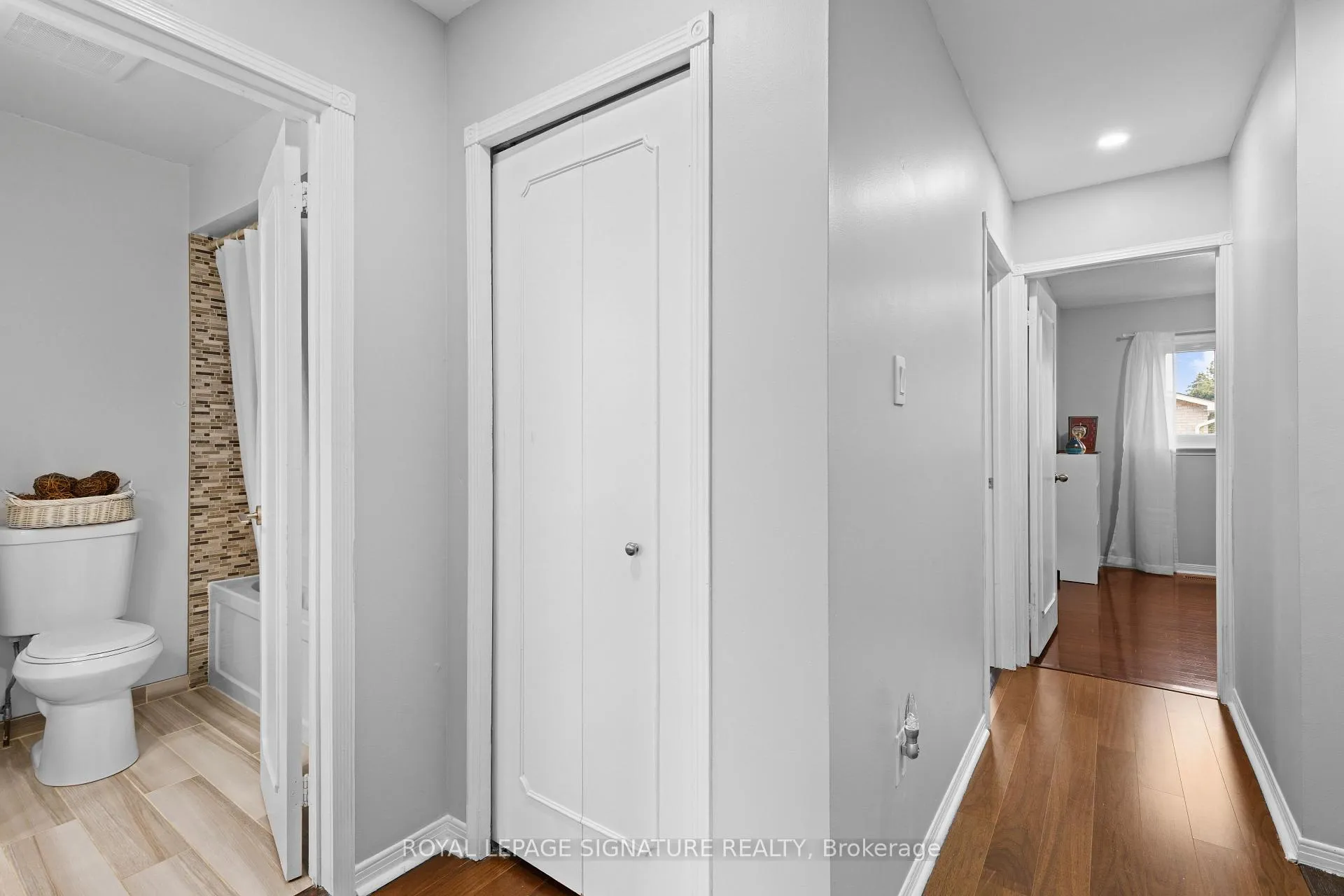 Photo 16 of Unit 93, 580 Eyer Drive, Pickering, West Shore — HOMEH