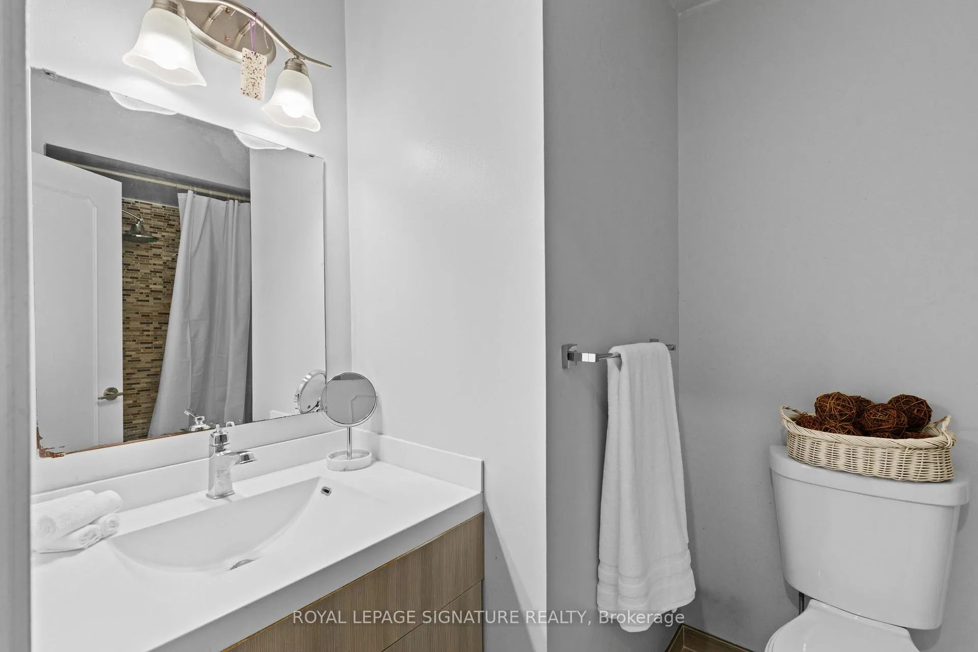 Photo 17 of Unit 93, 580 Eyer Drive, Pickering, West Shore — HOMEH