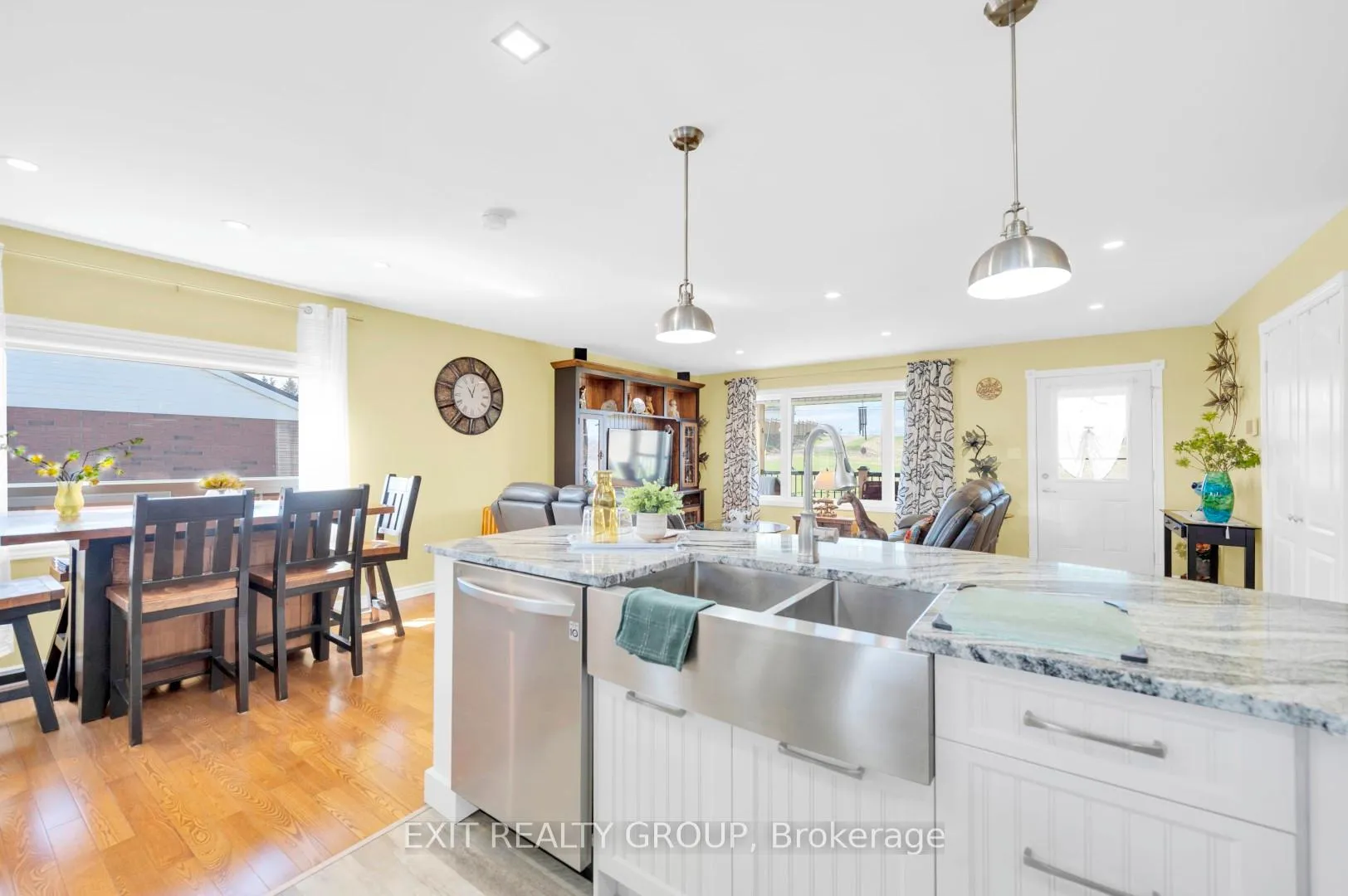 Photo 15 of 1690 Wallbridge Loyalist Road, Quinte West, Sidney Ward — HOMEH