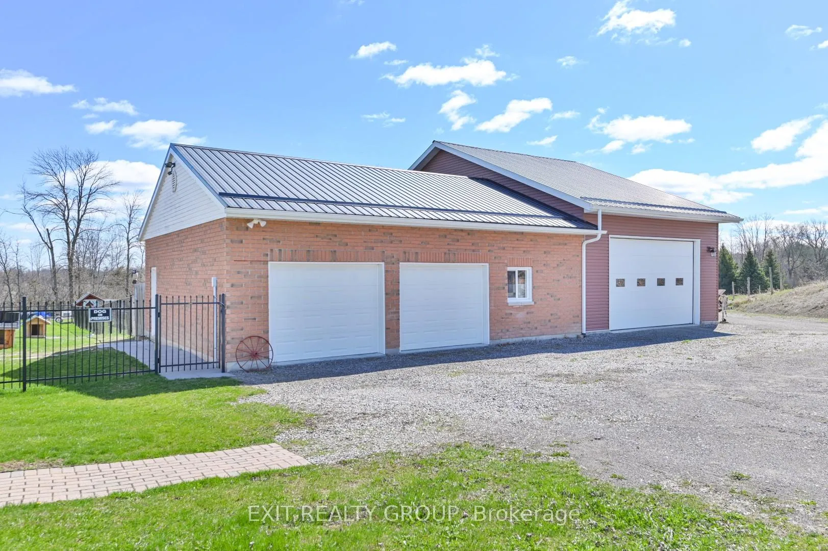 Photo 36 of 1690 Wallbridge Loyalist Road, Quinte West, Sidney Ward — HOMEH