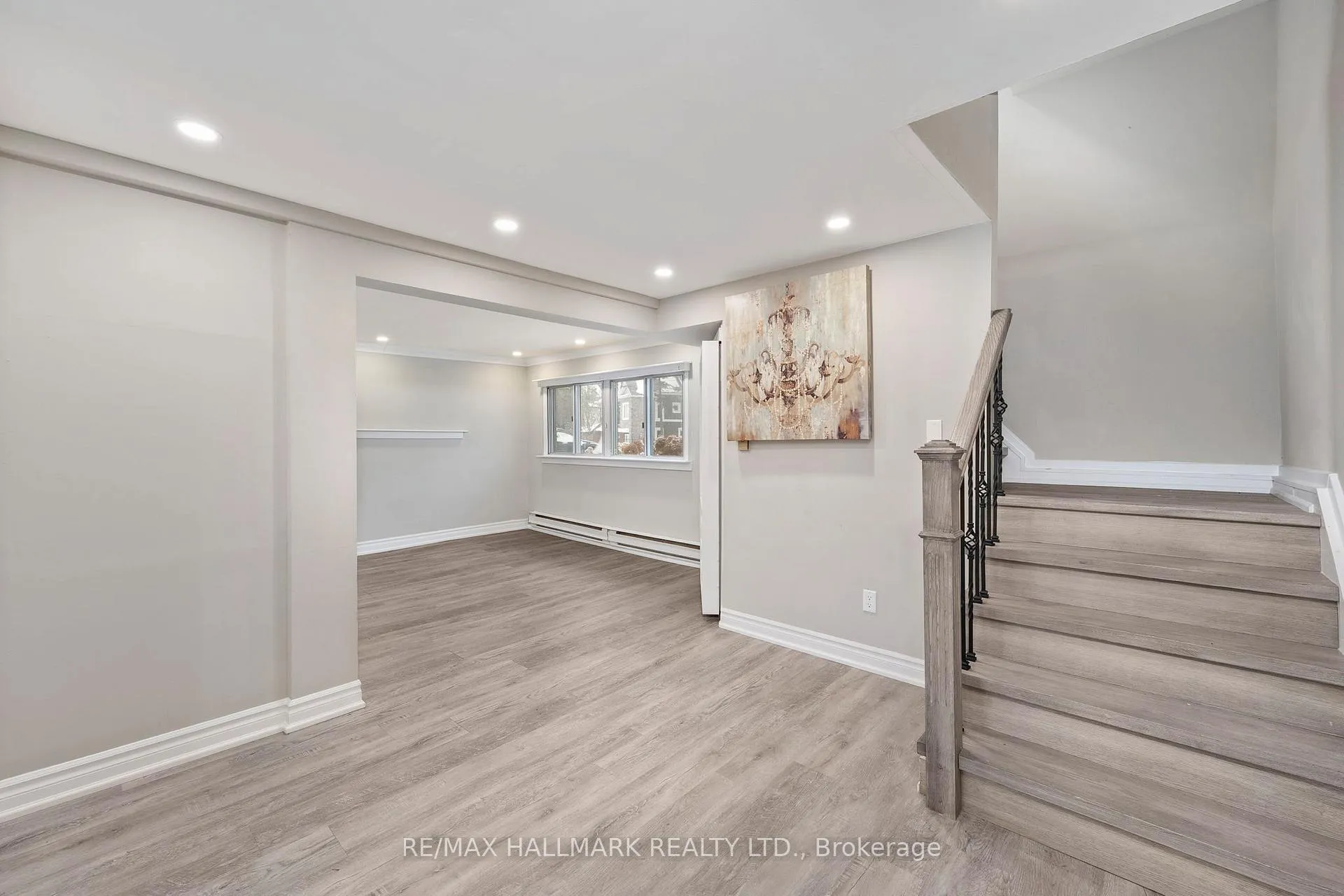 Photo 9 of 41 Shirlea Boulevard, Georgina, Keswick South — HOMEH