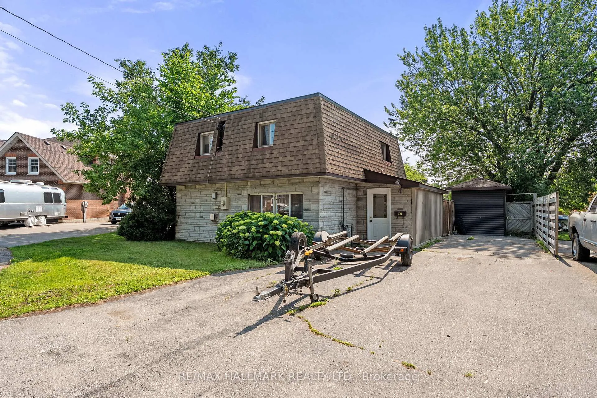 Photo 31 of 41 Shirlea Boulevard, Georgina, Keswick South — HOMEH