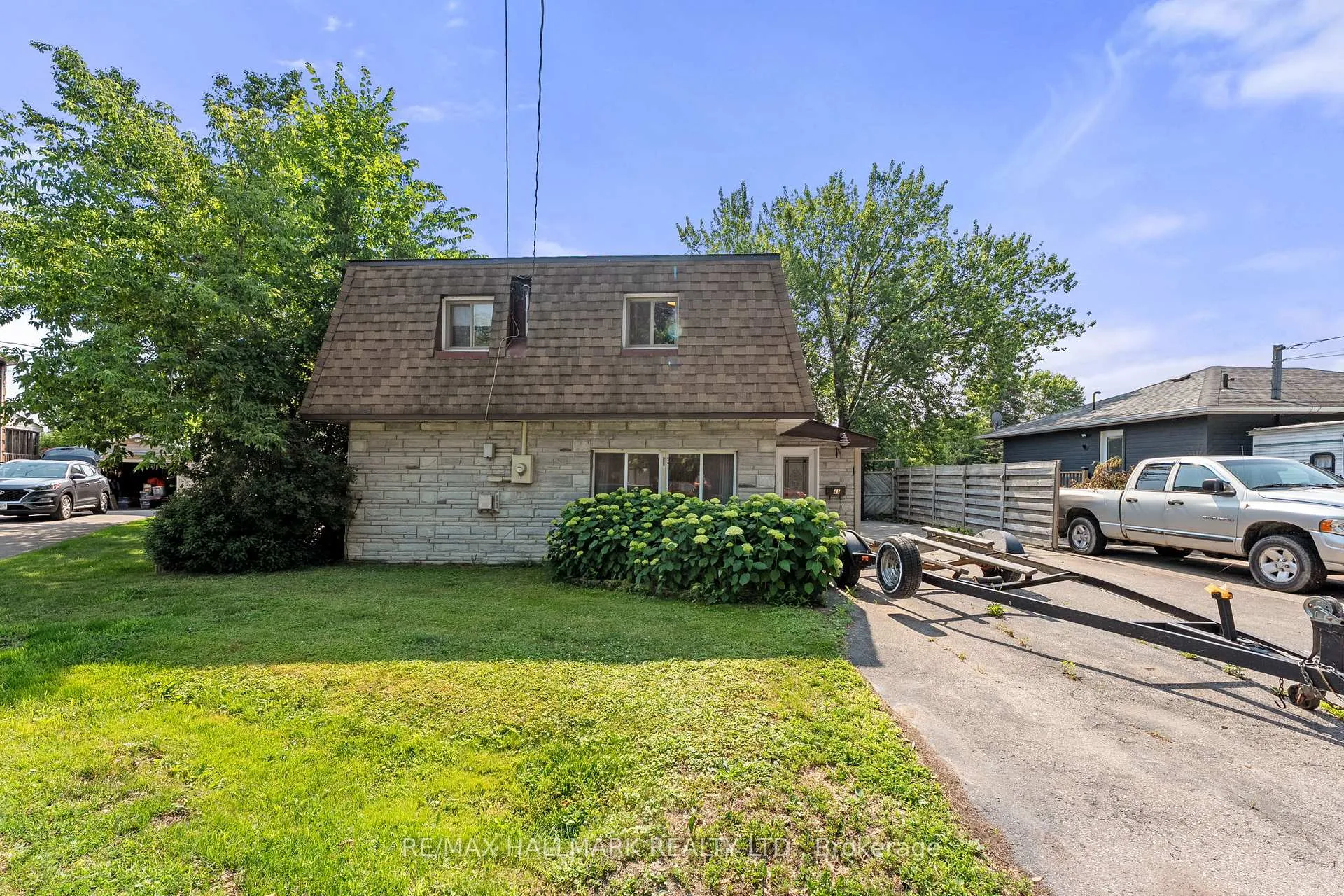 Photo 32 of 41 Shirlea Boulevard, Georgina, Keswick South — HOMEH