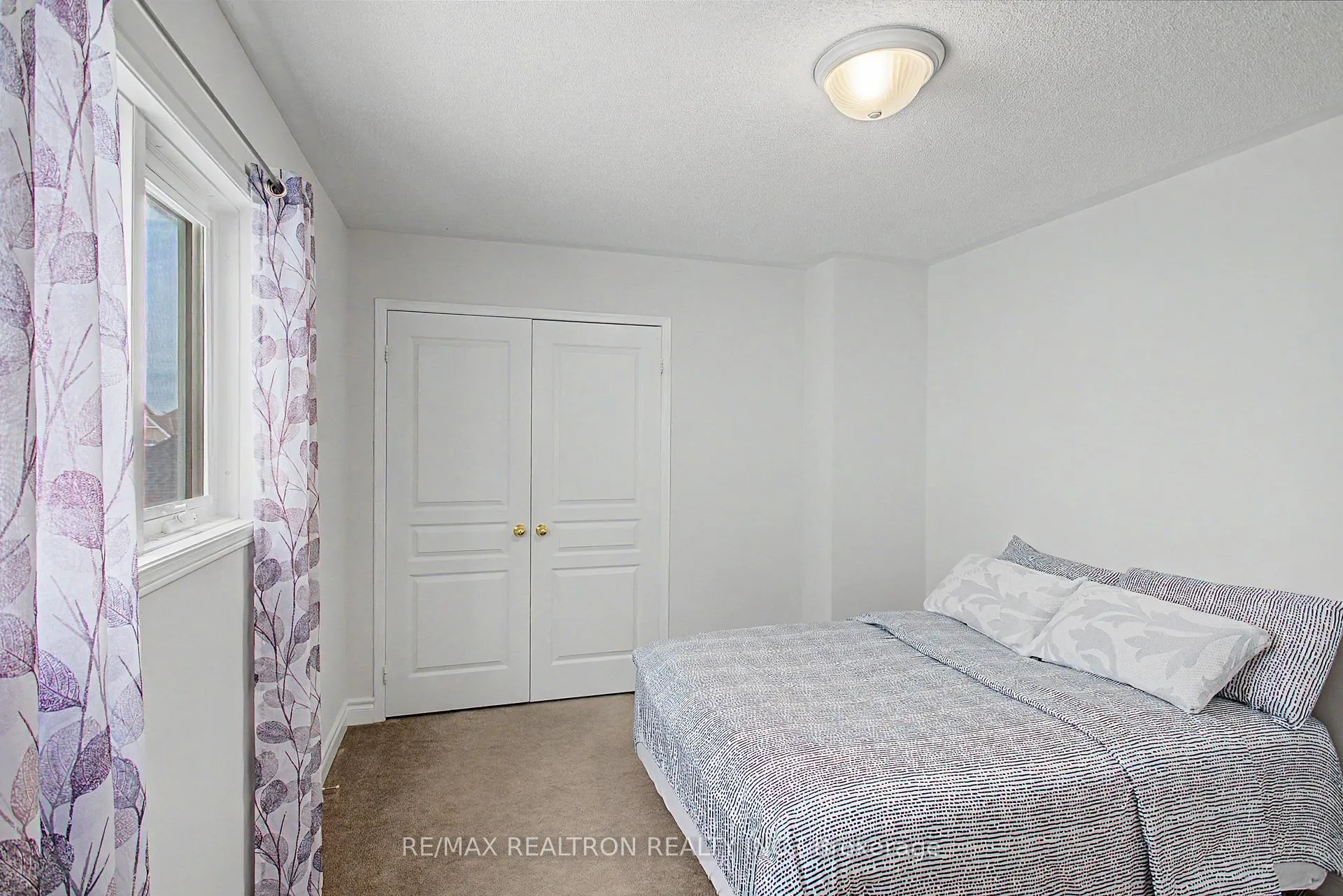 Photo 14 of 68 Loughlin Hill Crescent, Ajax, Central East — HOMEH