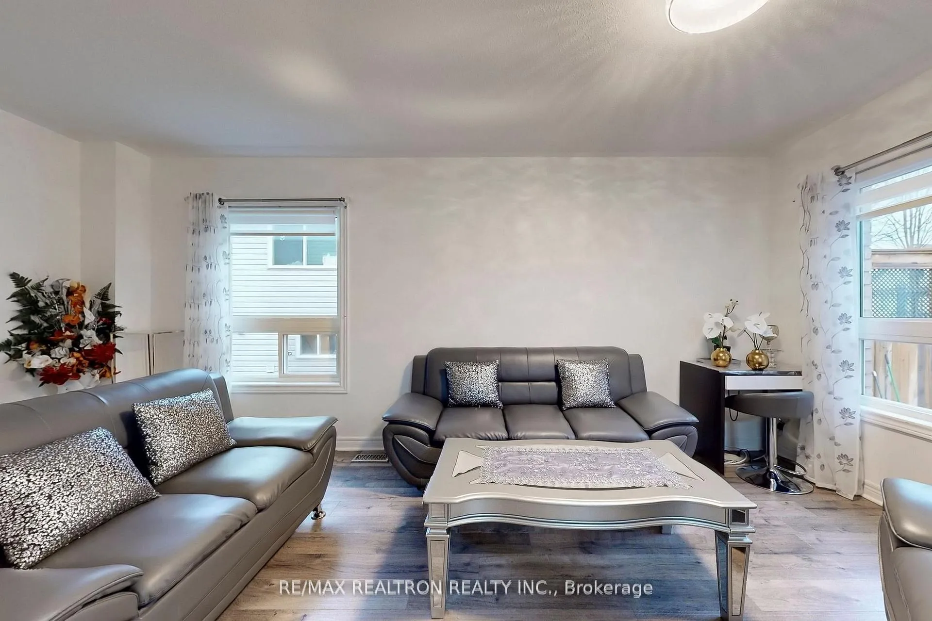 Photo 13 of 53 Longfellow Avenue, St. Catharines, Haig — HOMEH