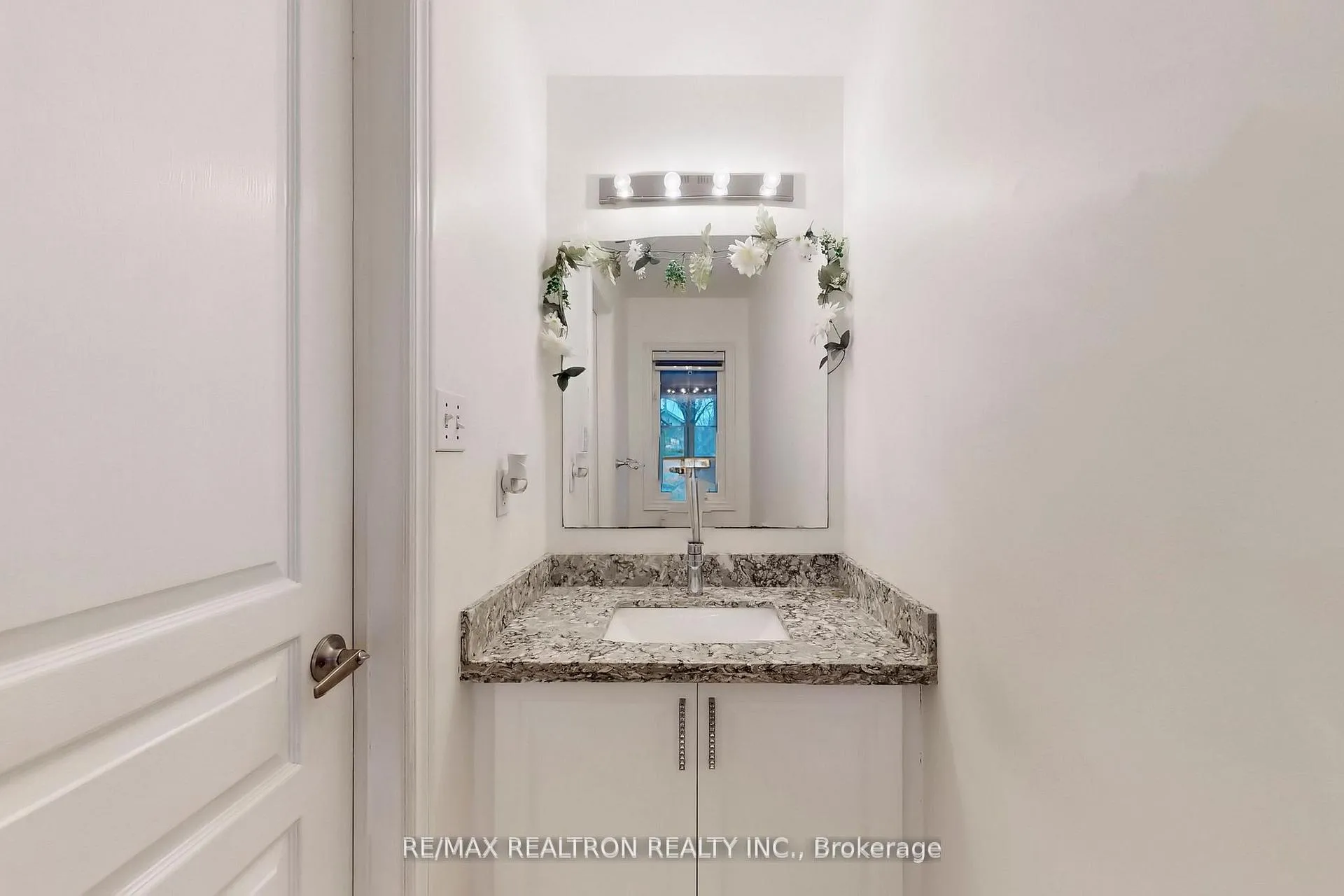 Photo 27 of 53 Longfellow Avenue, St. Catharines, Haig — HOMEH
