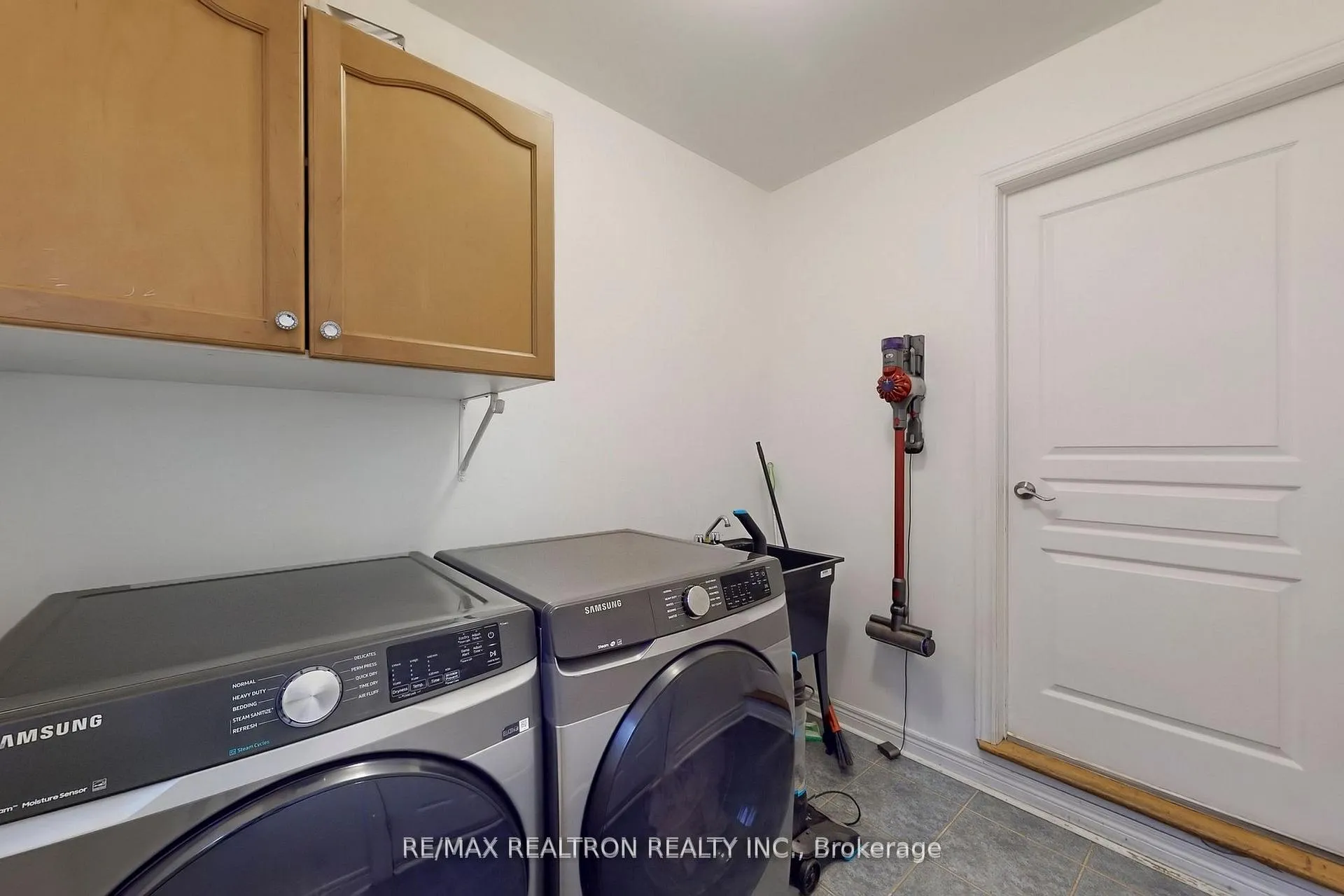 Photo 29 of 53 Longfellow Avenue, St. Catharines, Haig — HOMEH