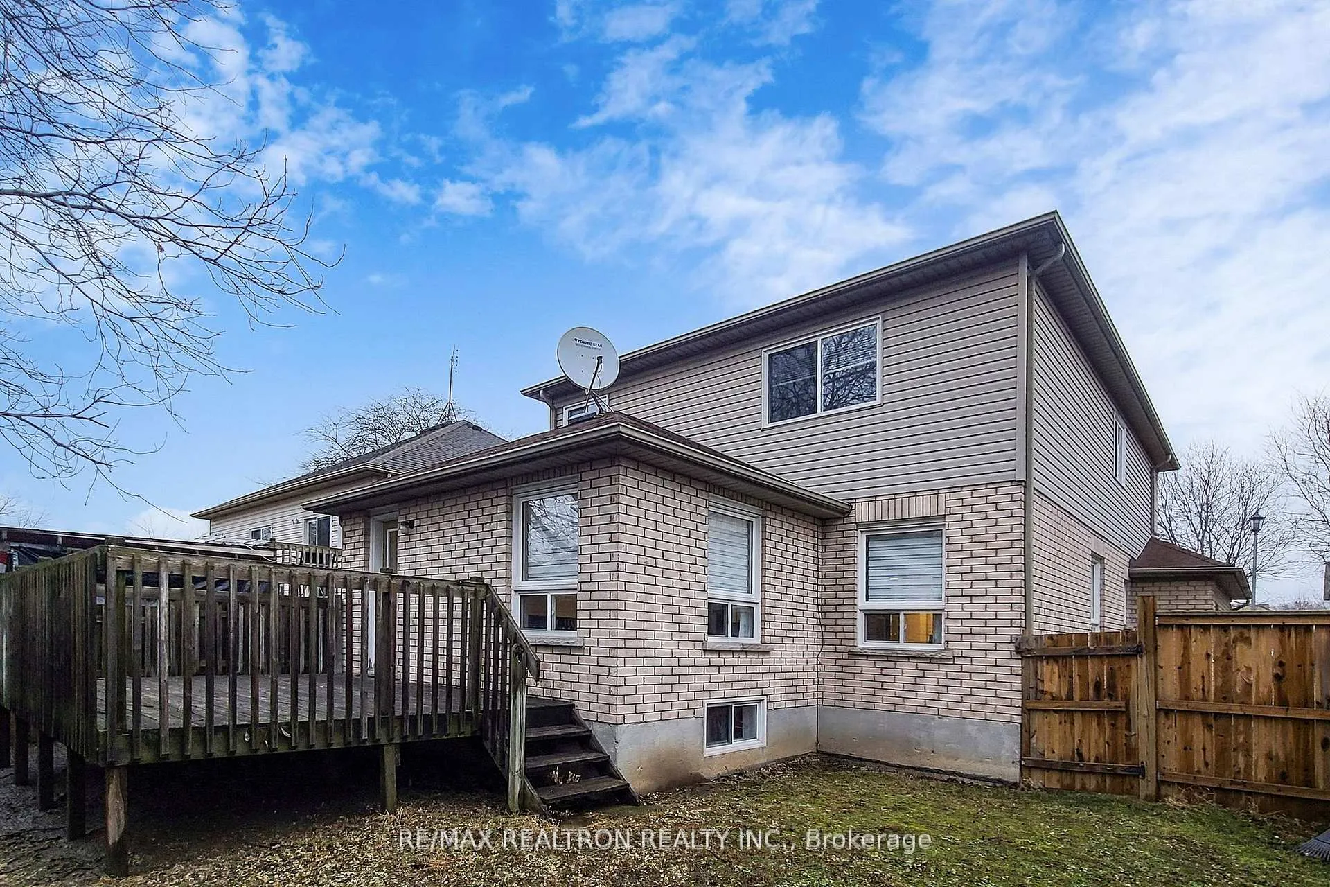 Photo 48 of 53 Longfellow Avenue, St. Catharines, Haig — HOMEH